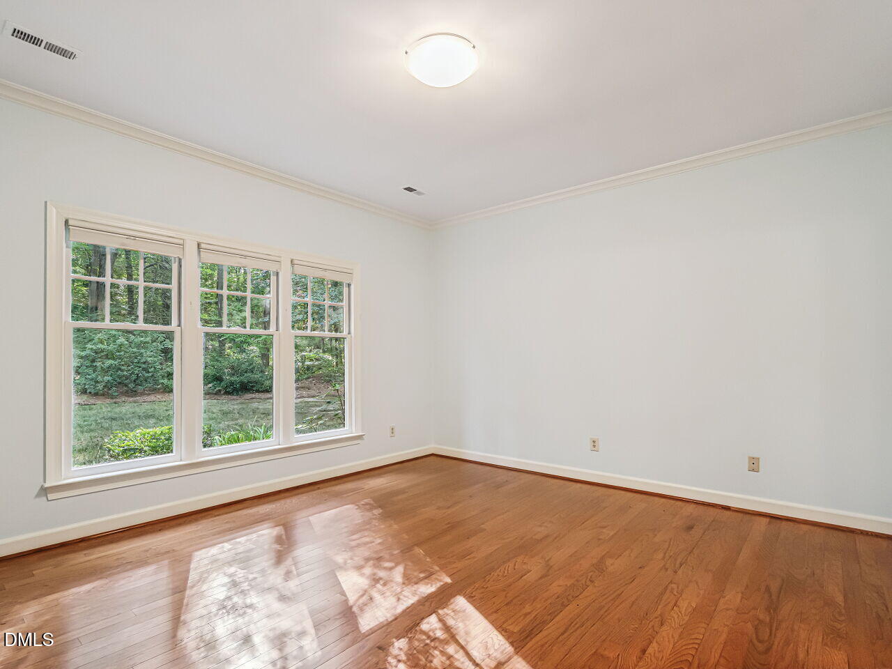 113 Prestwick Pl Place Property Photo 21