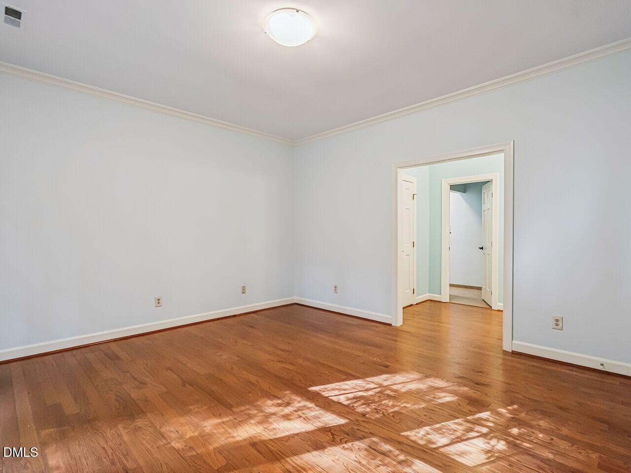 113 Prestwick Pl Place Property Photo 22
