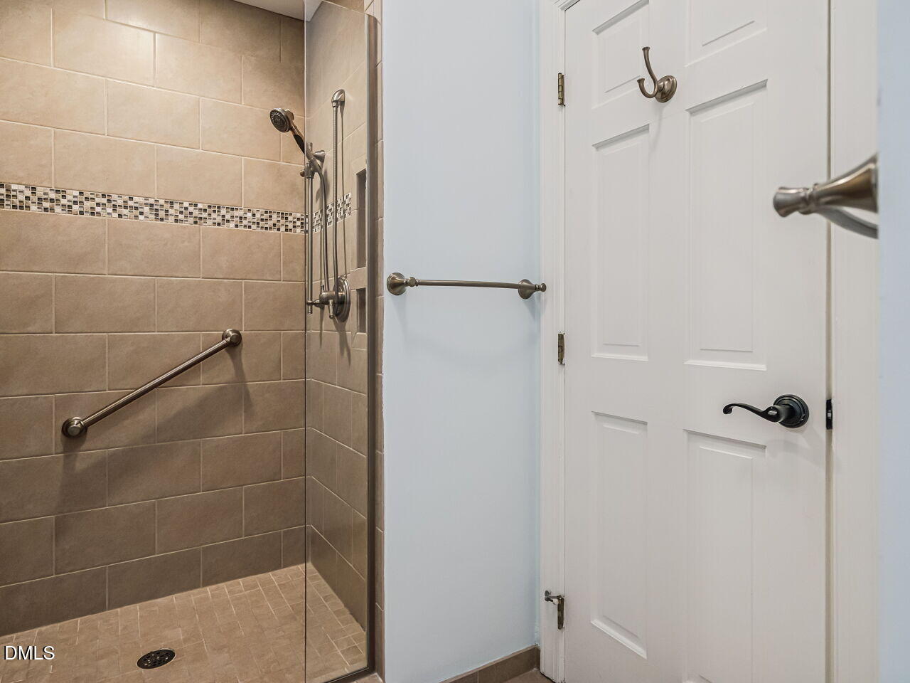 113 Prestwick Pl Place Property Photo 24
