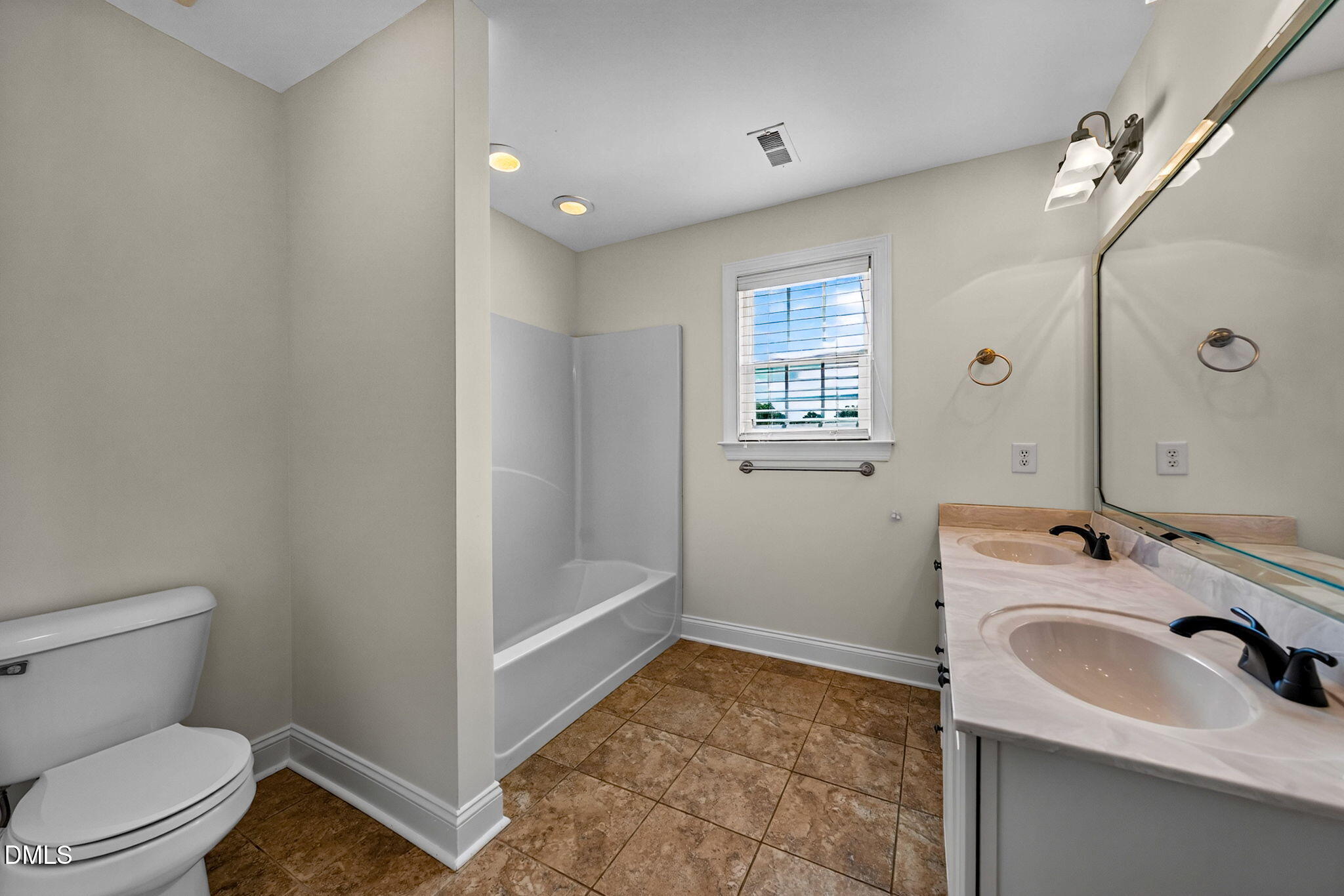 1104 Tavernier Knoll Lane Property Photo 47