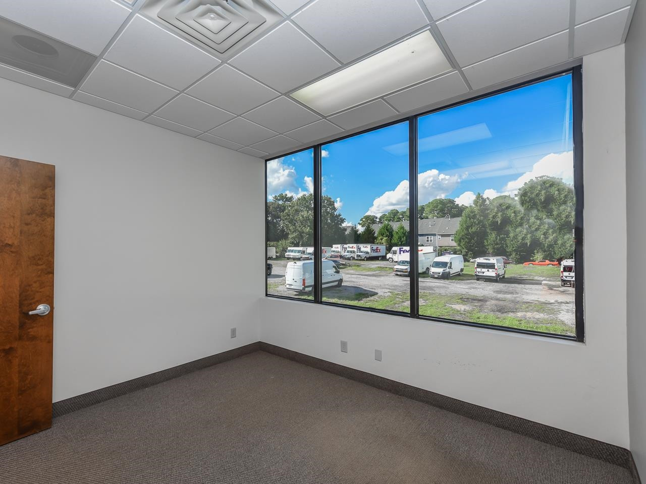 5104 Western Boulevard D Property Photo 11