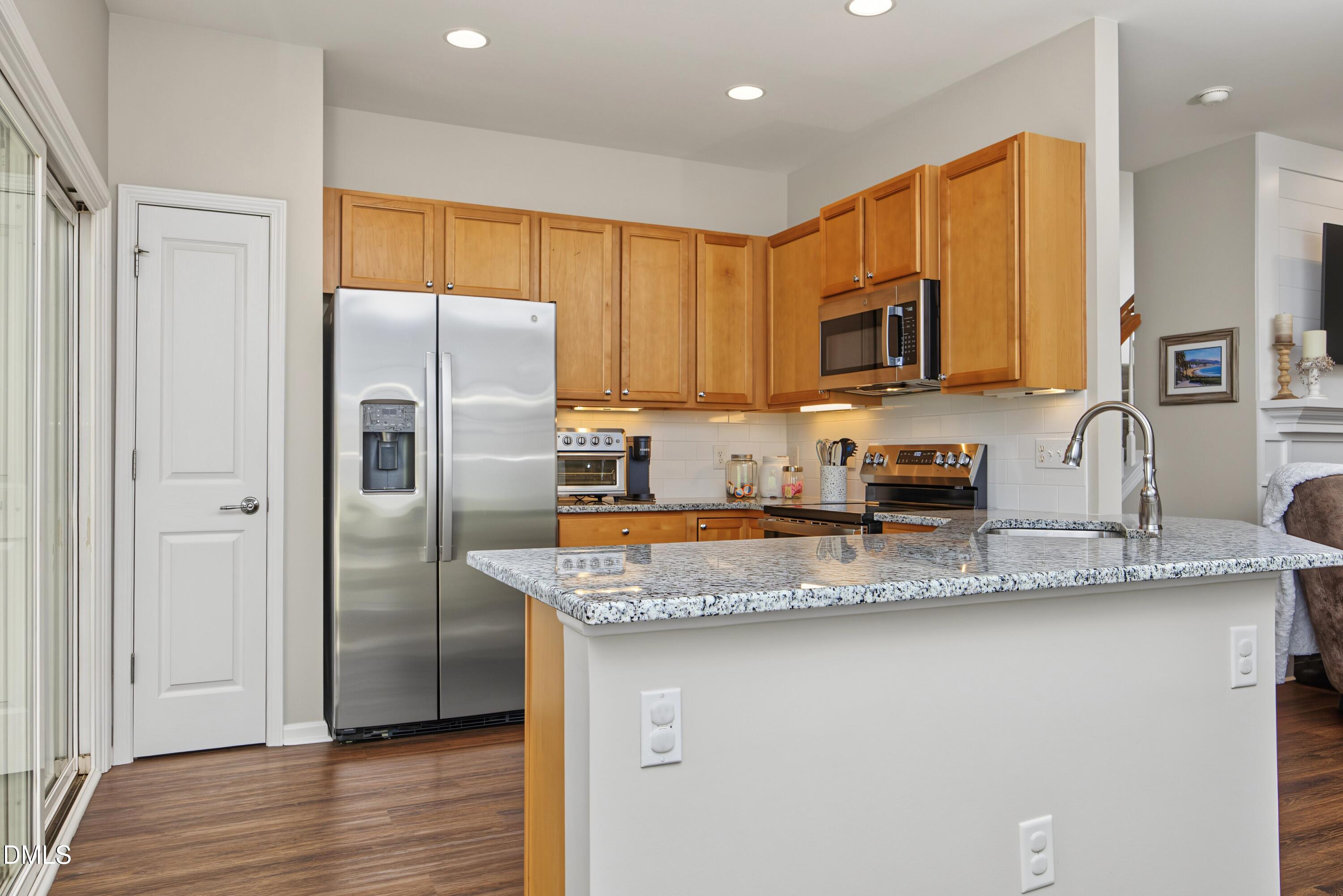 8618 Redcrest Place Property Photo 10