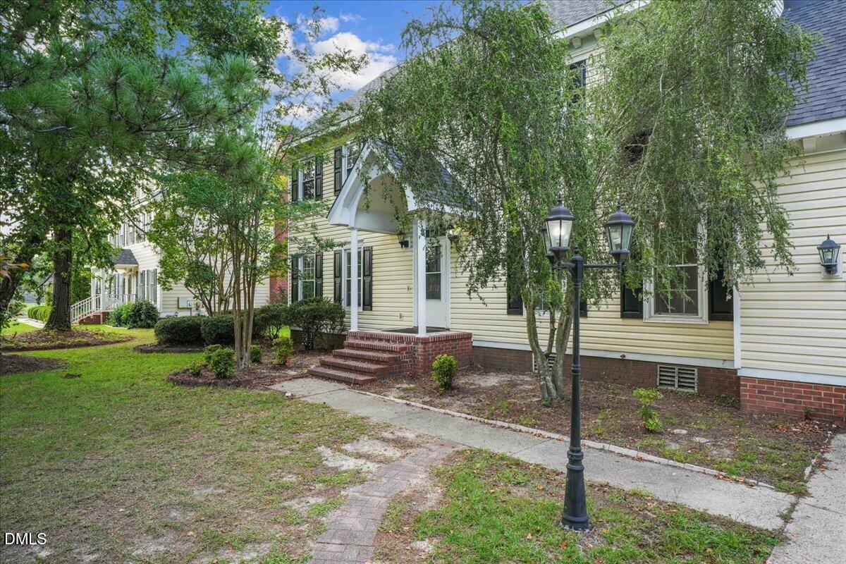 202 N Marion Drive Property Photo 7