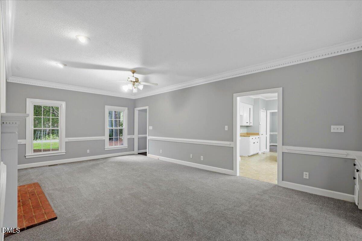202 N Marion Drive Property Photo 14