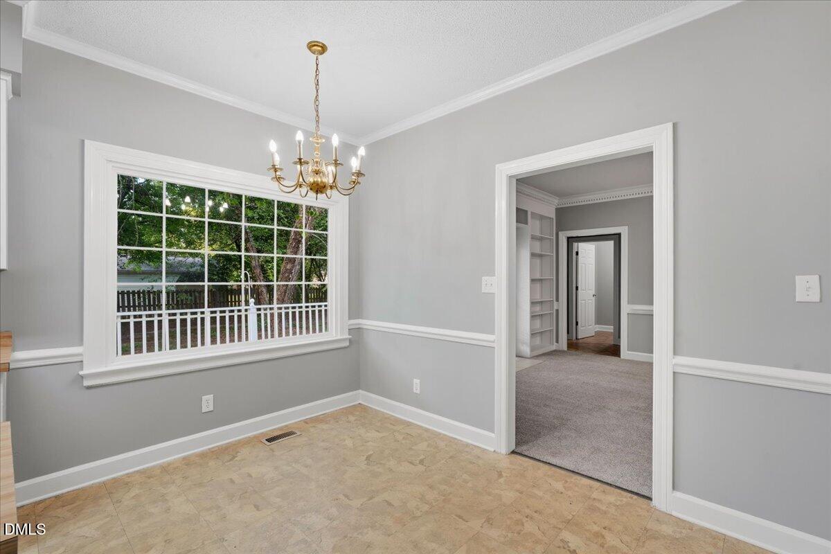 202 N Marion Drive Property Photo 26