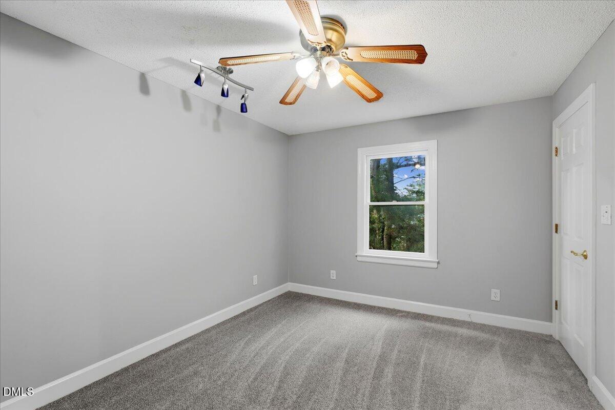 202 N Marion Drive Property Photo 41