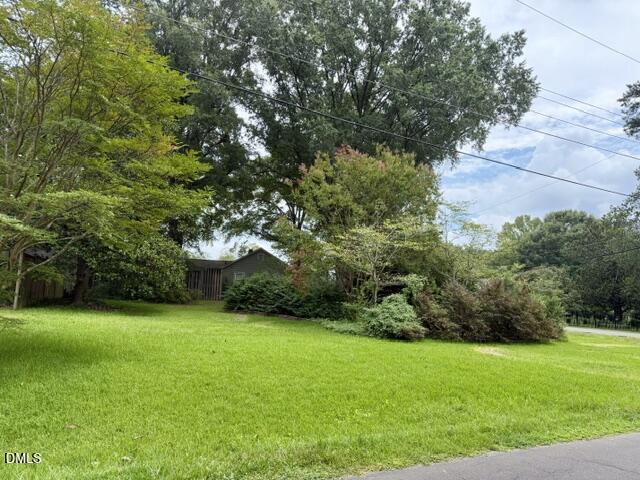 3023 Oxford Drive Property Photo 3
