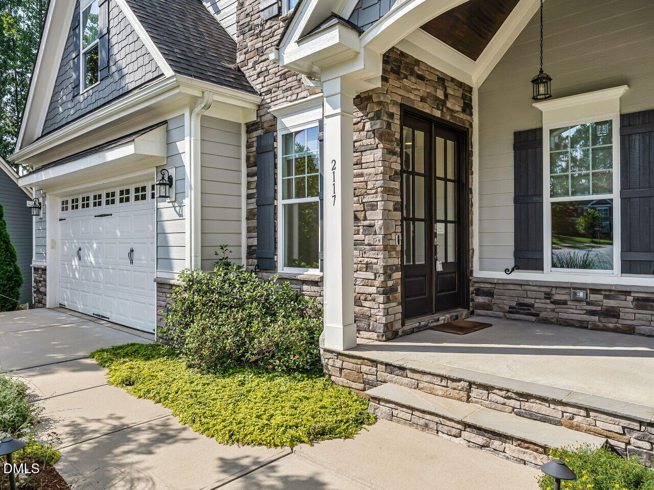 2117 Bee Cave Court Property Photo 3