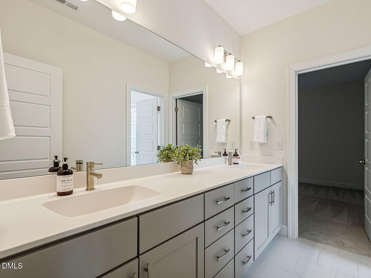 2117 Bee Cave Court Property Photo 40