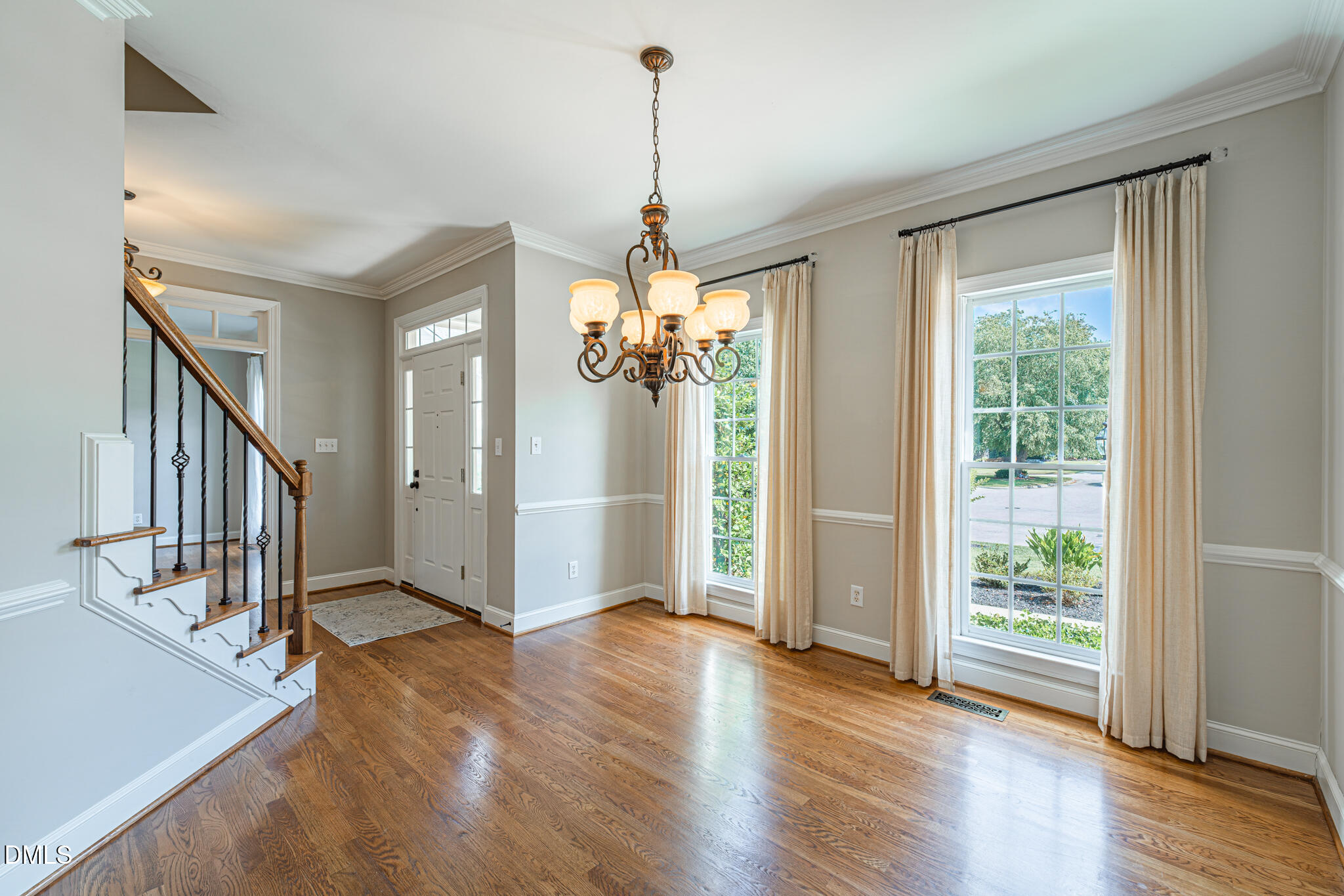 105 Silk Leaf Court Property Photo 6