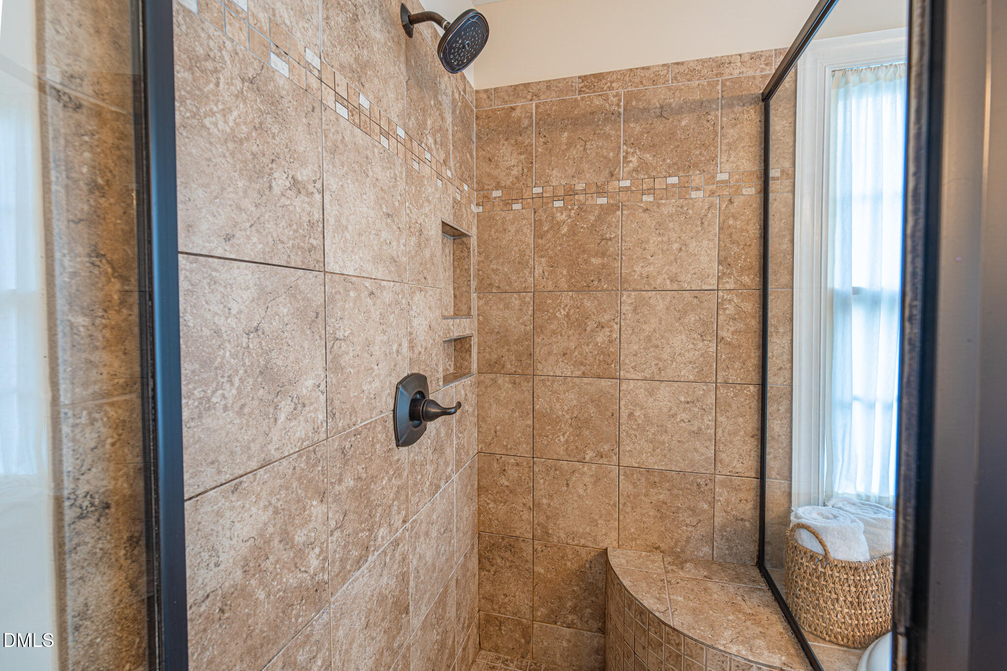 105 Silk Leaf Court Property Photo 23