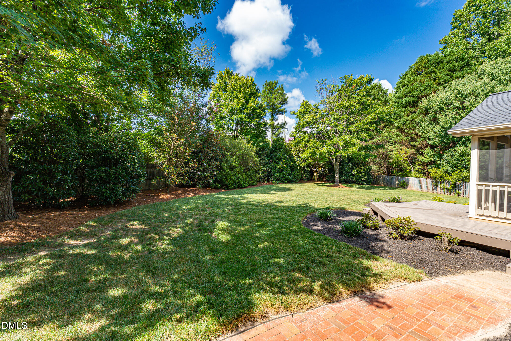 105 Silk Leaf Court Property Photo 34