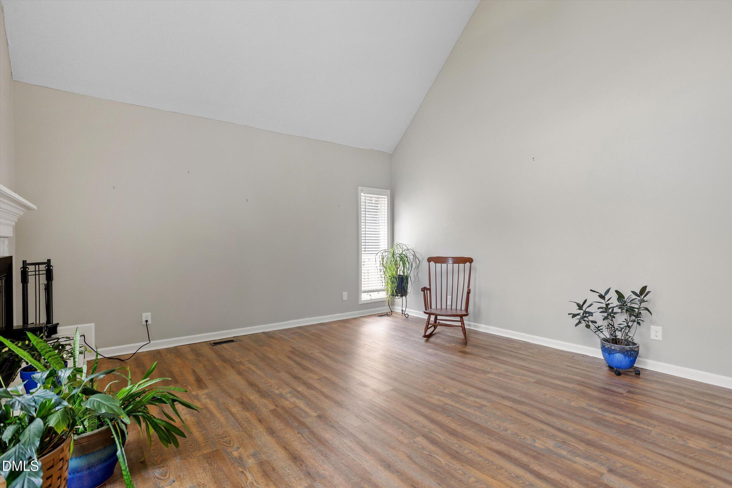 116 Bridle Trail Property Photo 9