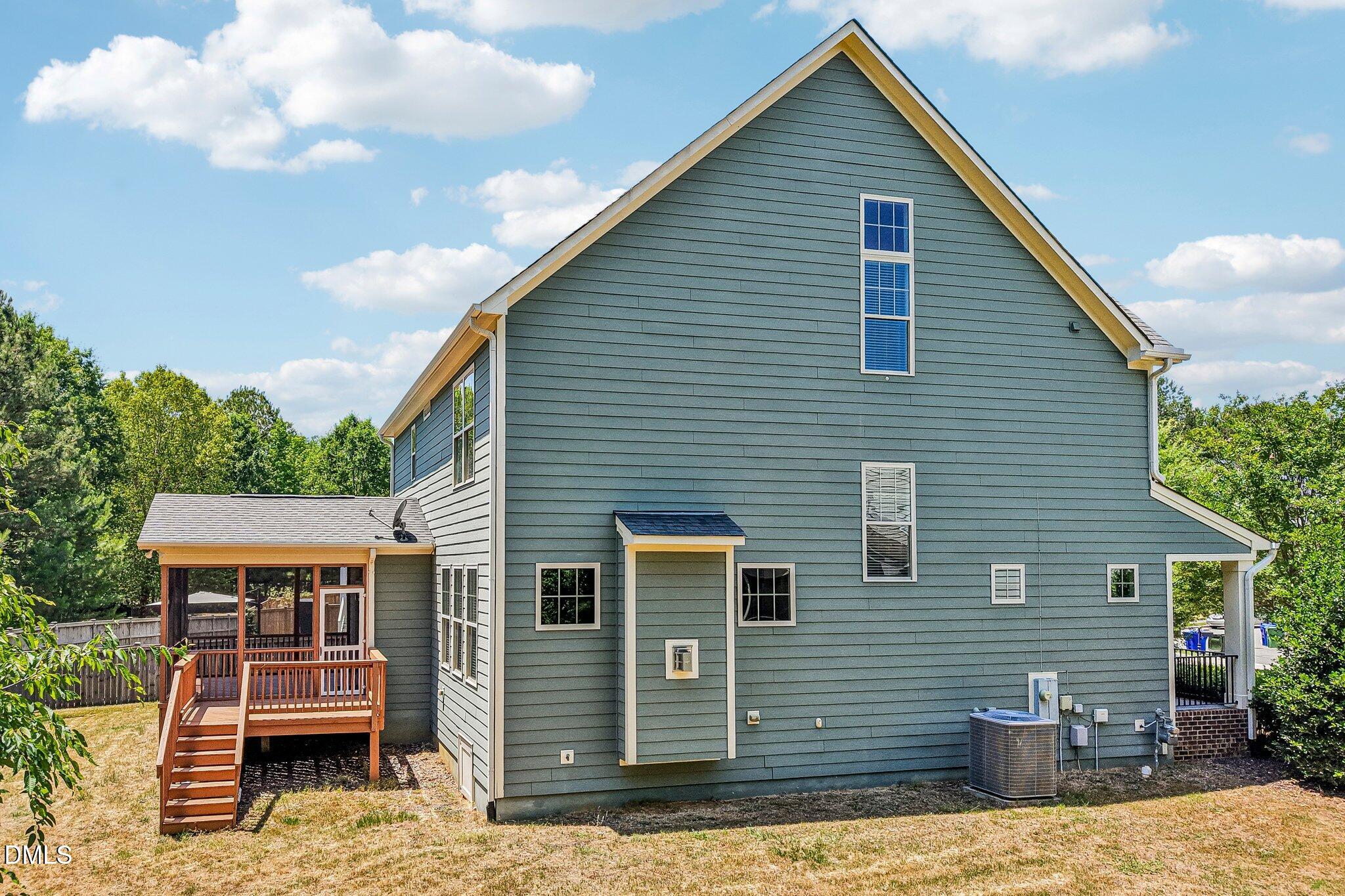 103 Avas Loop Property Photo 37
