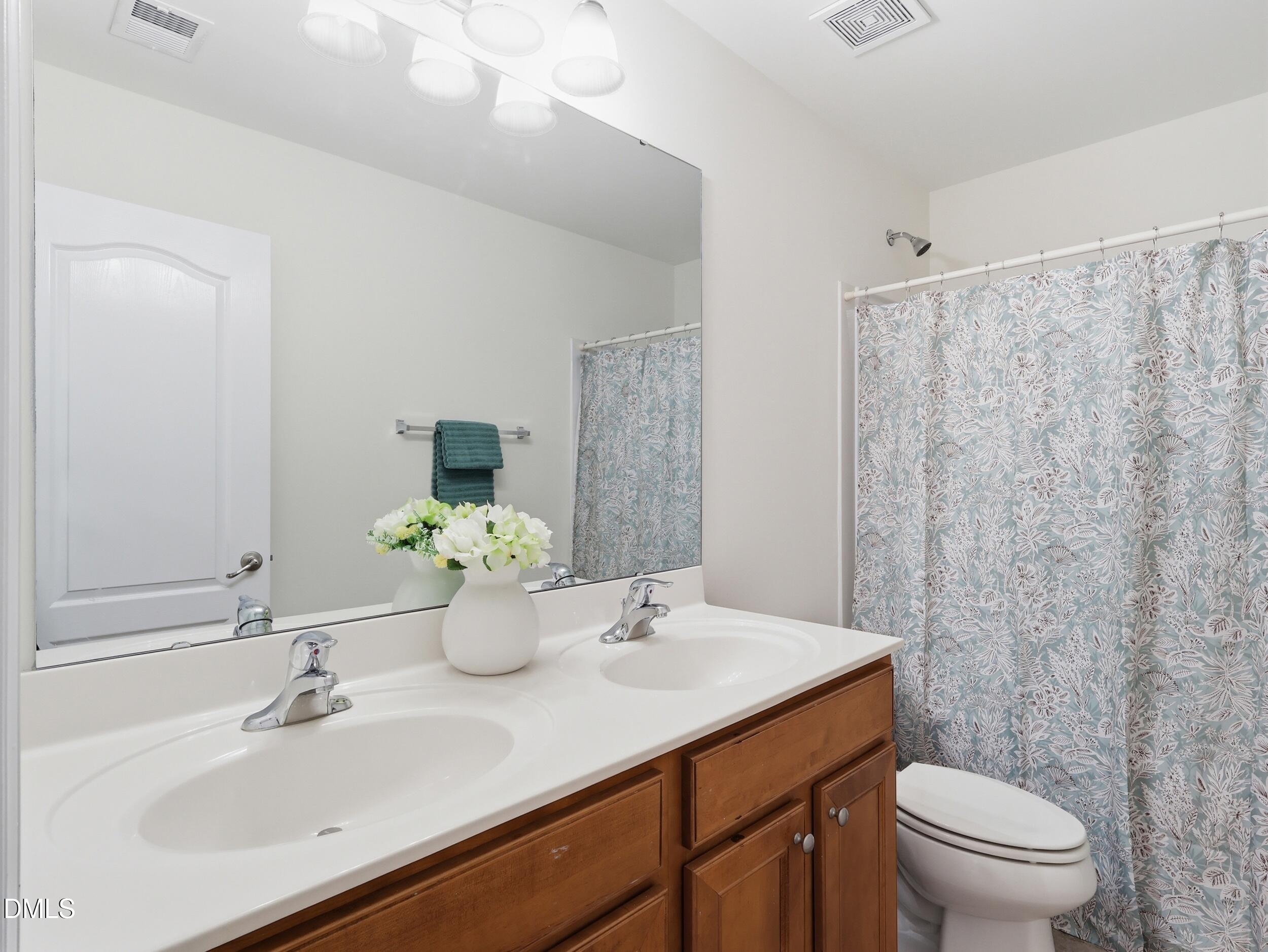 2472 Everstone Road Property Photo 20