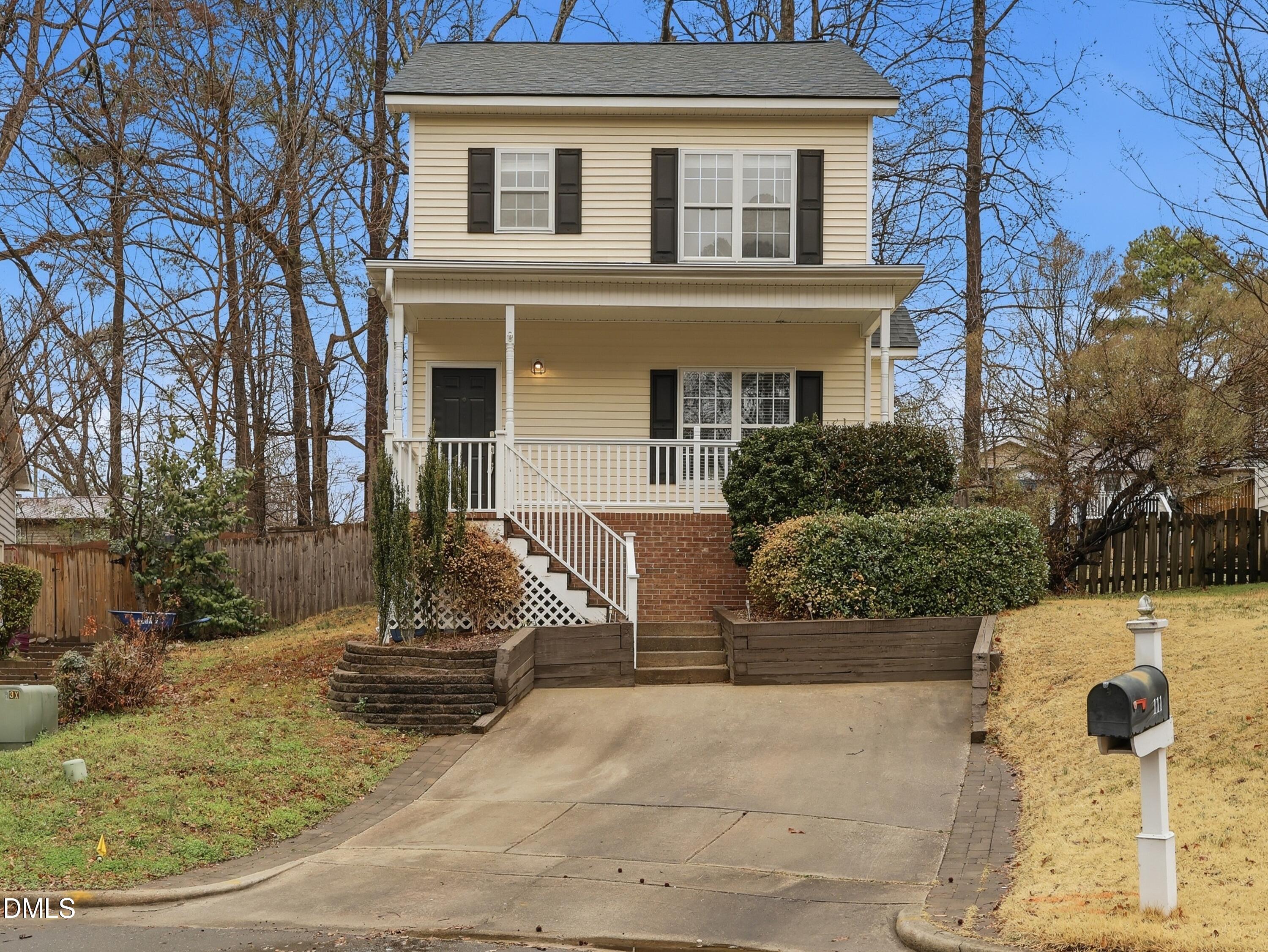 111 Lemon Drop Circle Property Photo 1