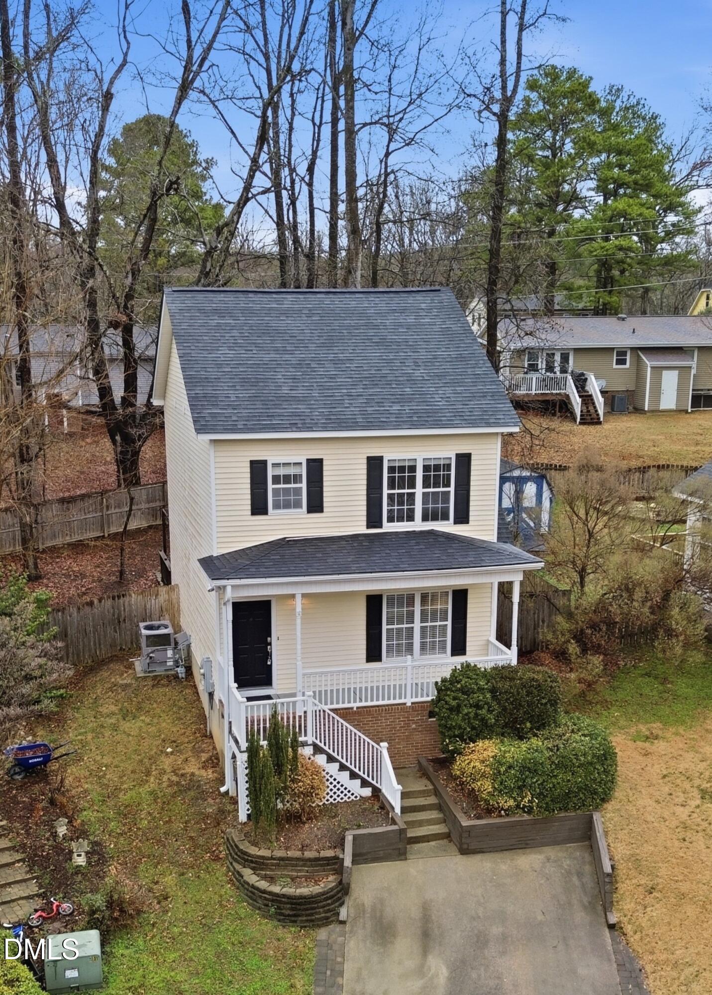 111 Lemon Drop Circle Property Photo 3
