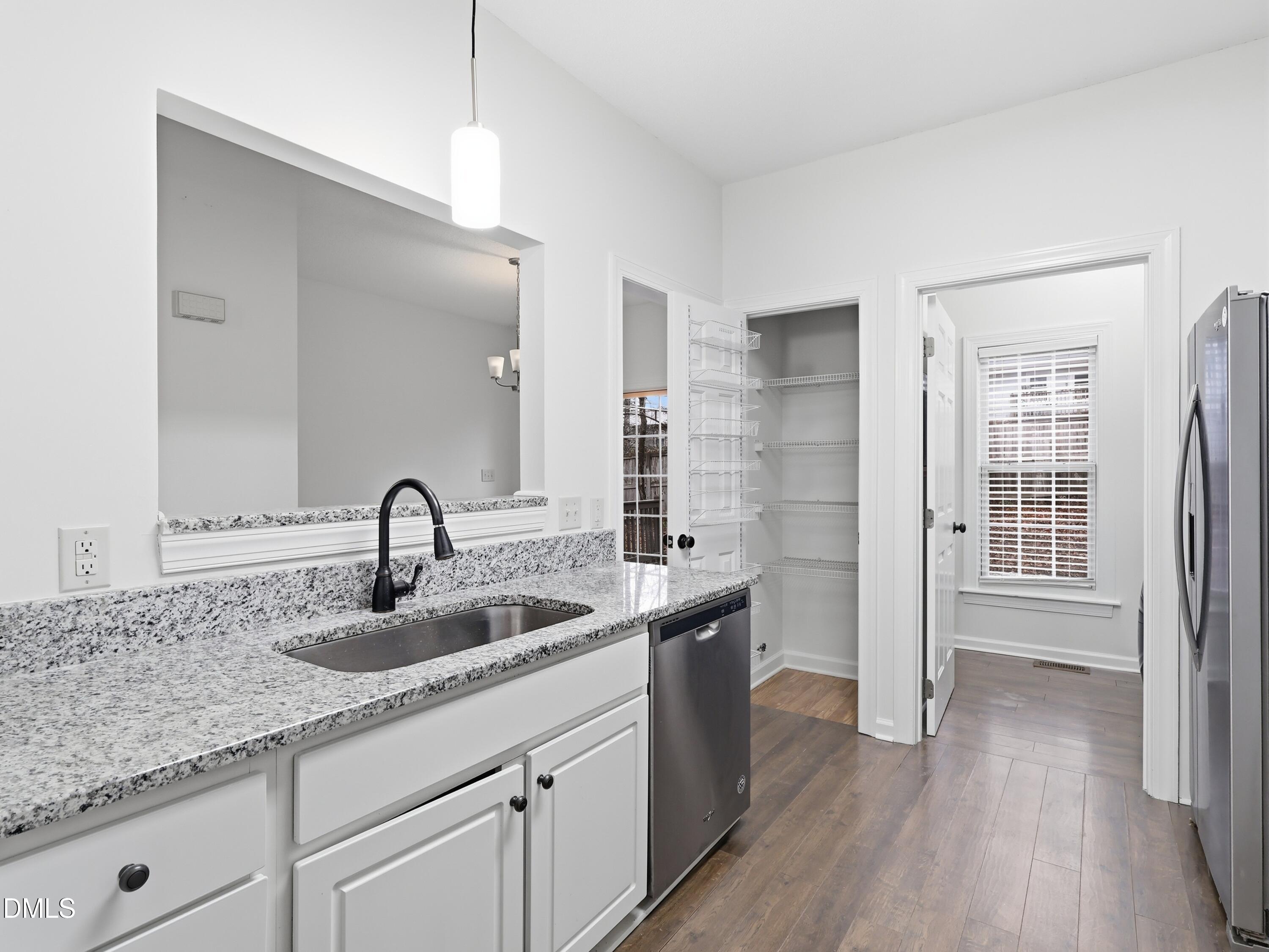 111 Lemon Drop Circle Property Photo 8