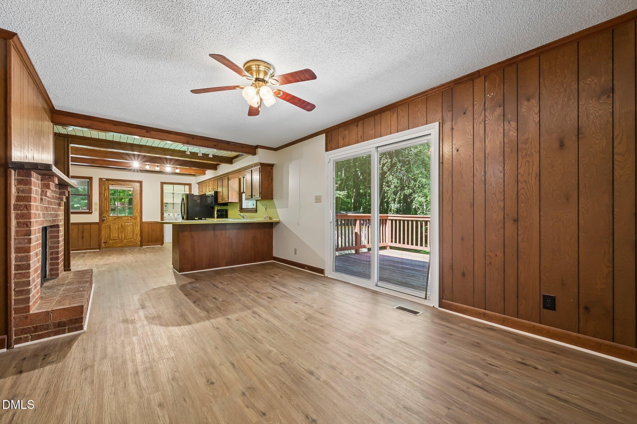 5103 Lazywood Lane Property Photo 6
