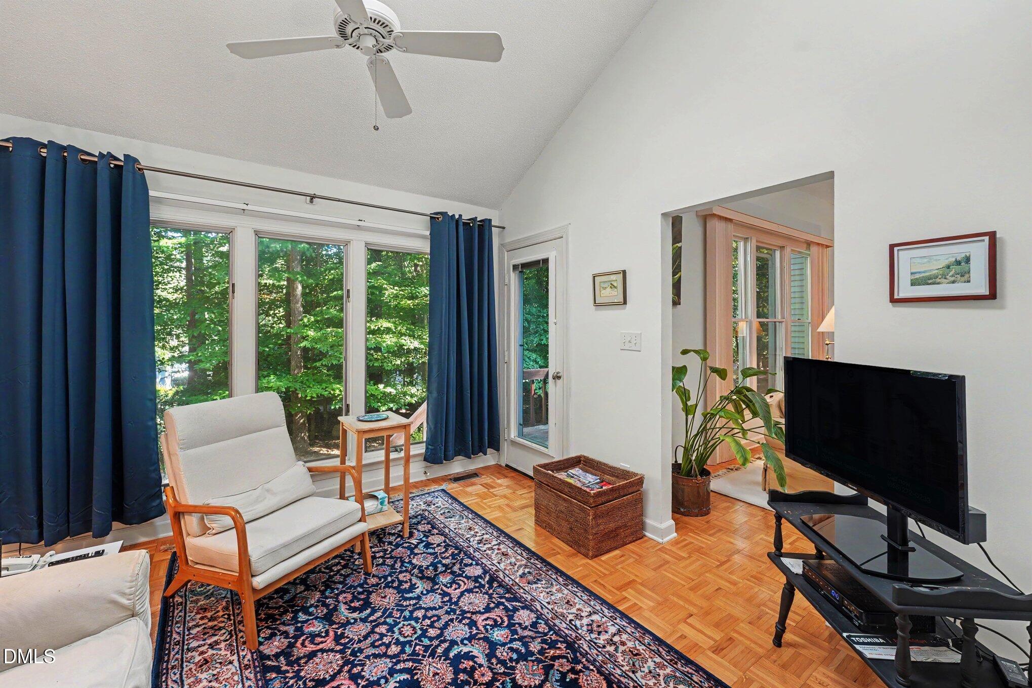 486 Beechmast Property Photo 5