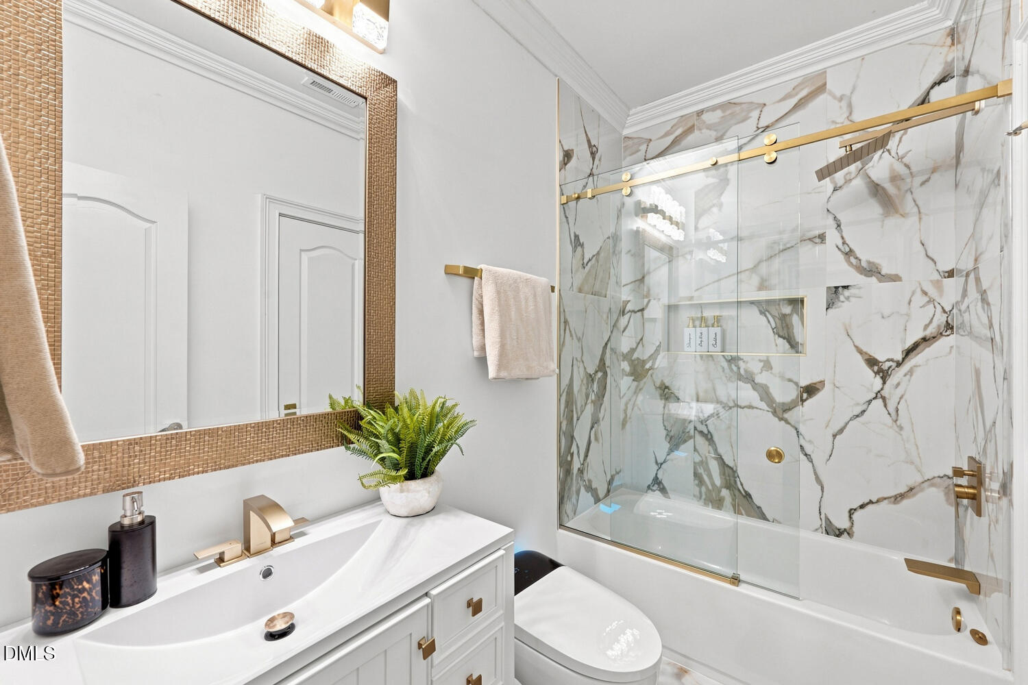 32 Woodgate Court Property Photo 49