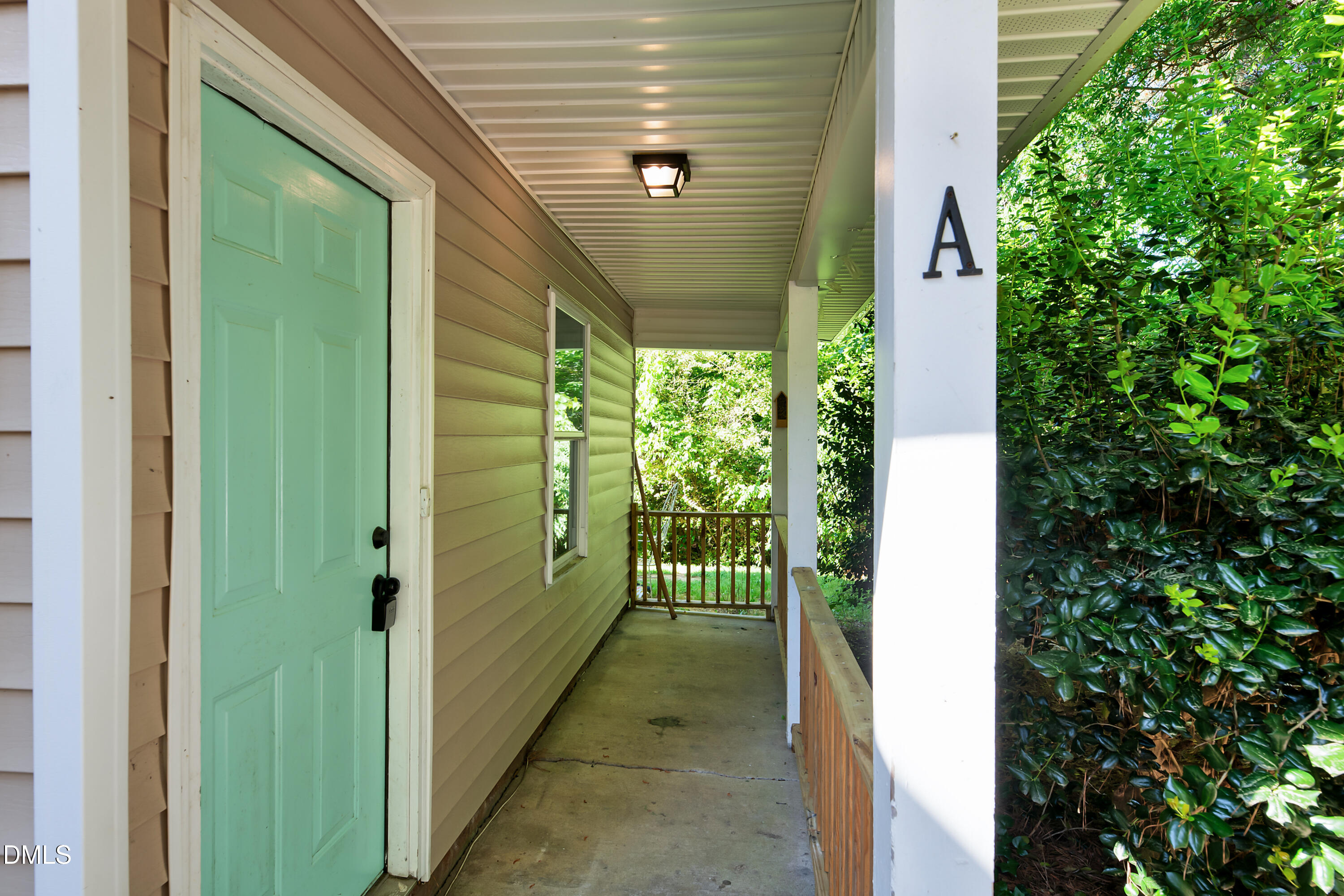 4304 Presley Court Property Photo 4