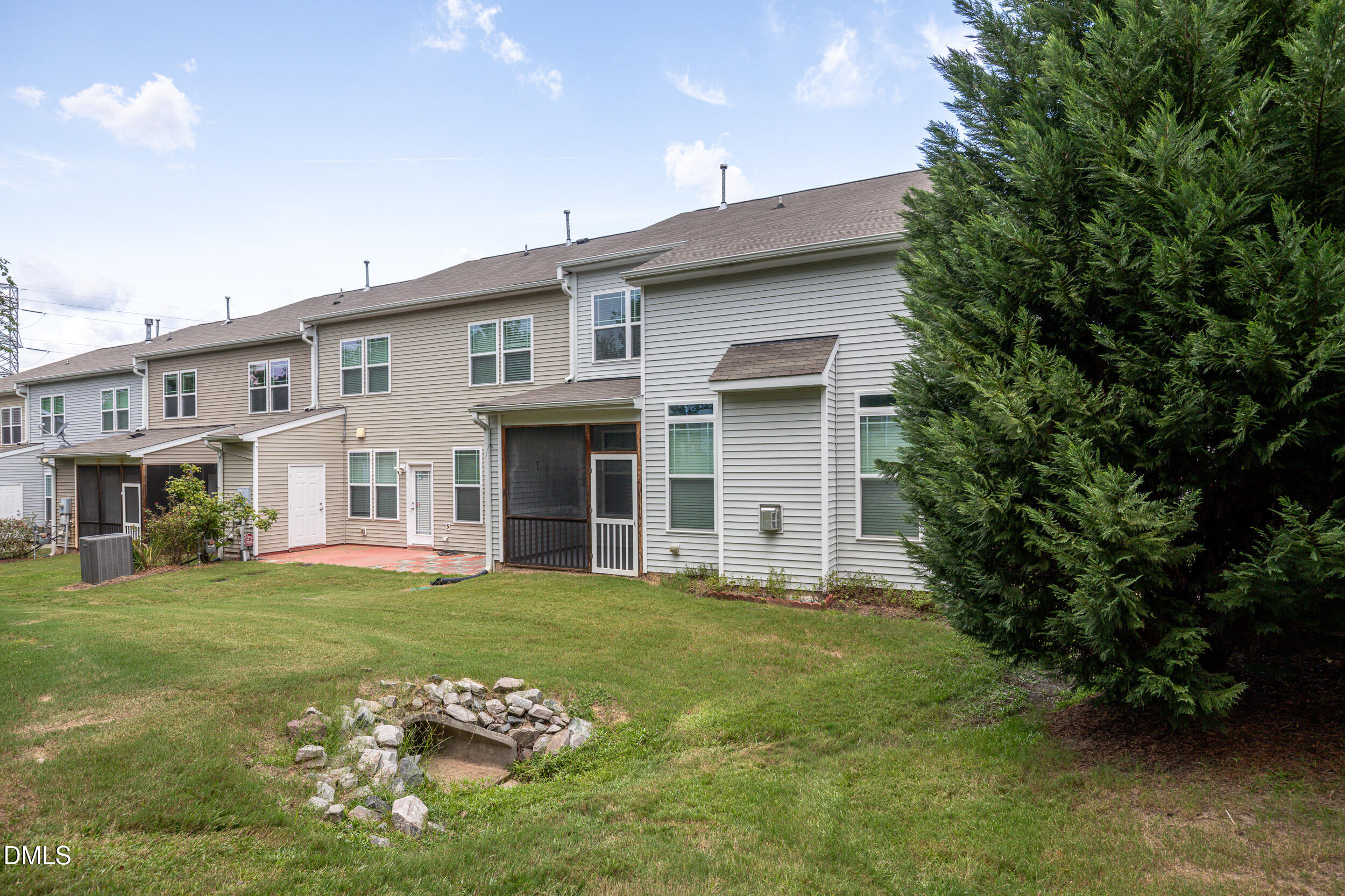 5530 Jessip Street Property Photo 5