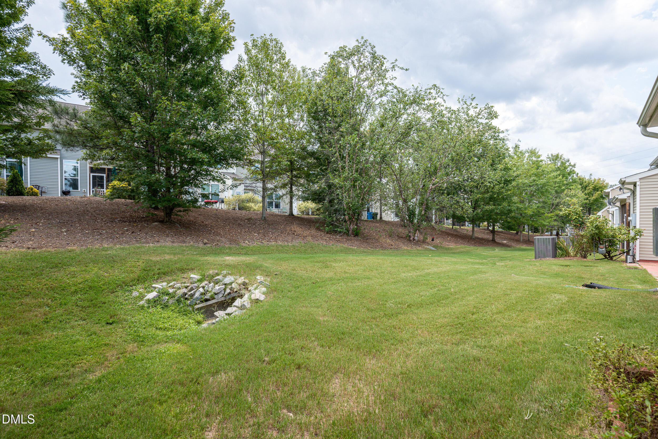 5530 Jessip Street Property Photo 9