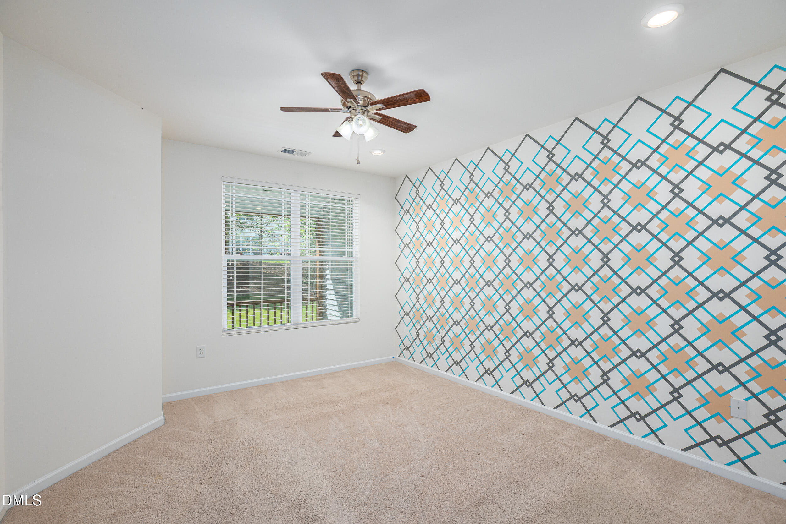 5530 Jessip Street Property Photo 17