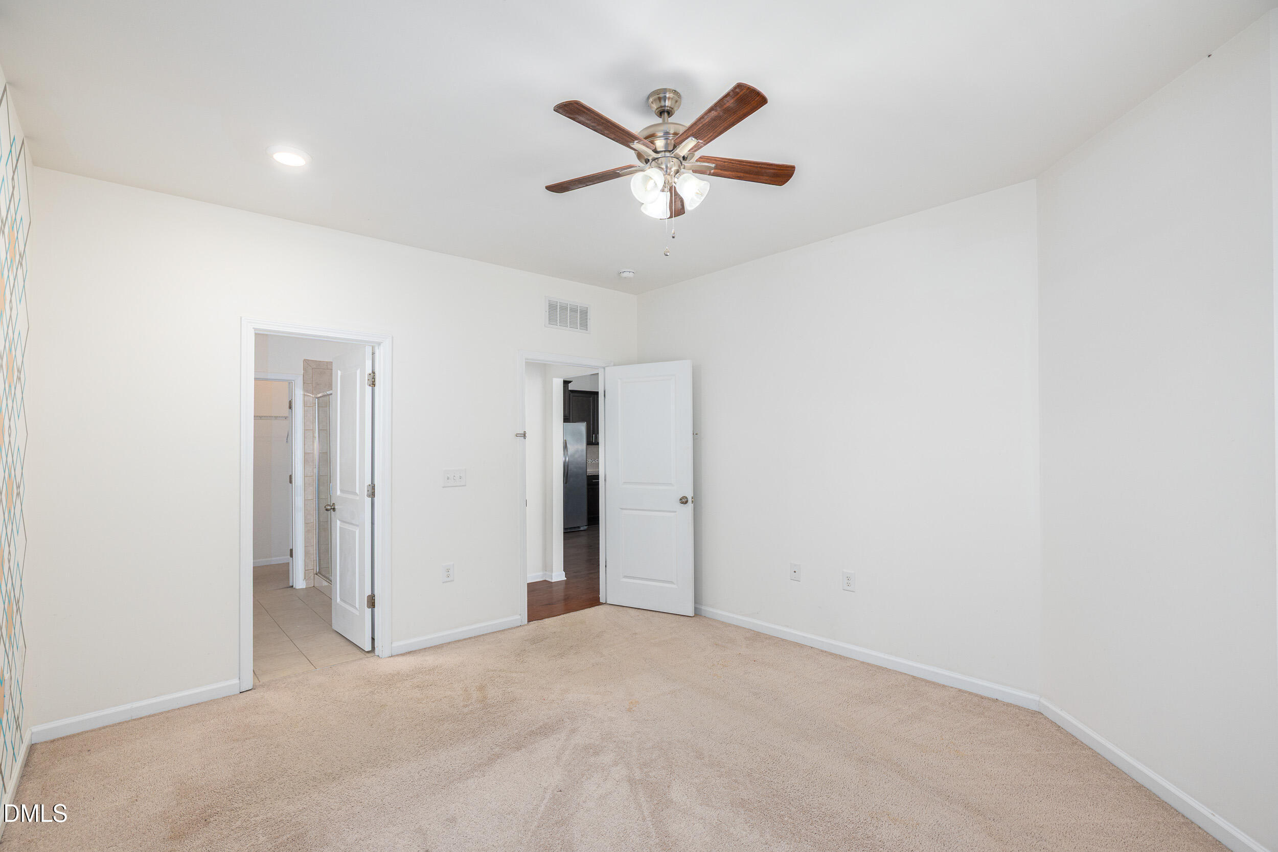 5530 Jessip Street Property Photo 18