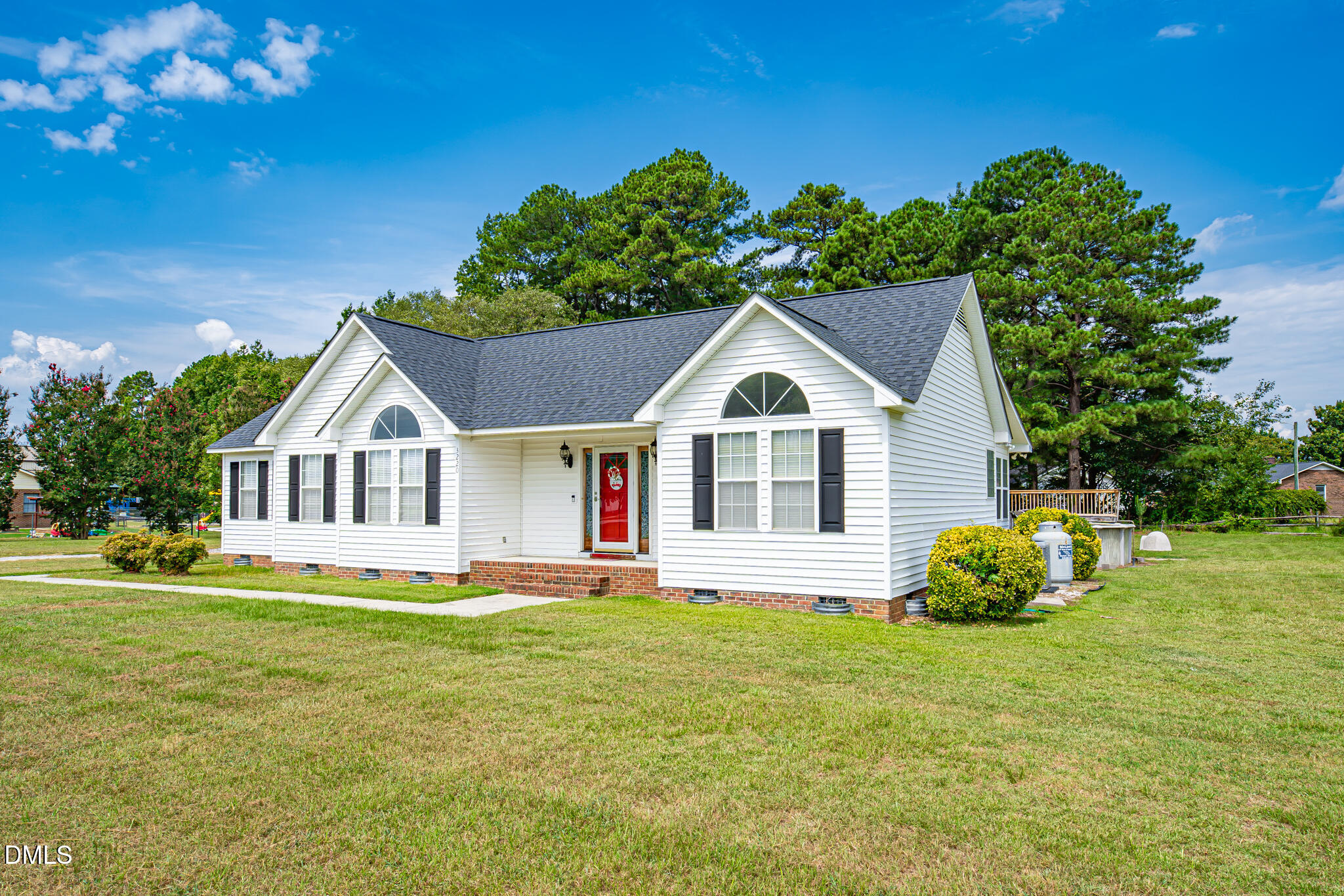 3220 N Shiloh Road Property Photo 3