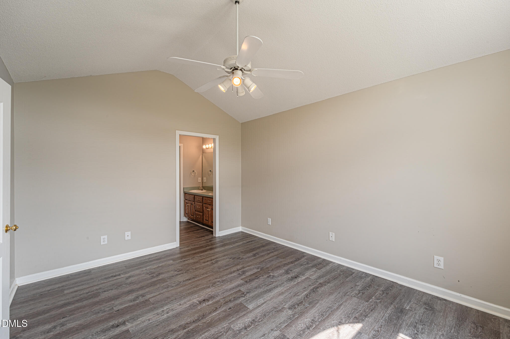 3220 N Shiloh Road Property Photo 17