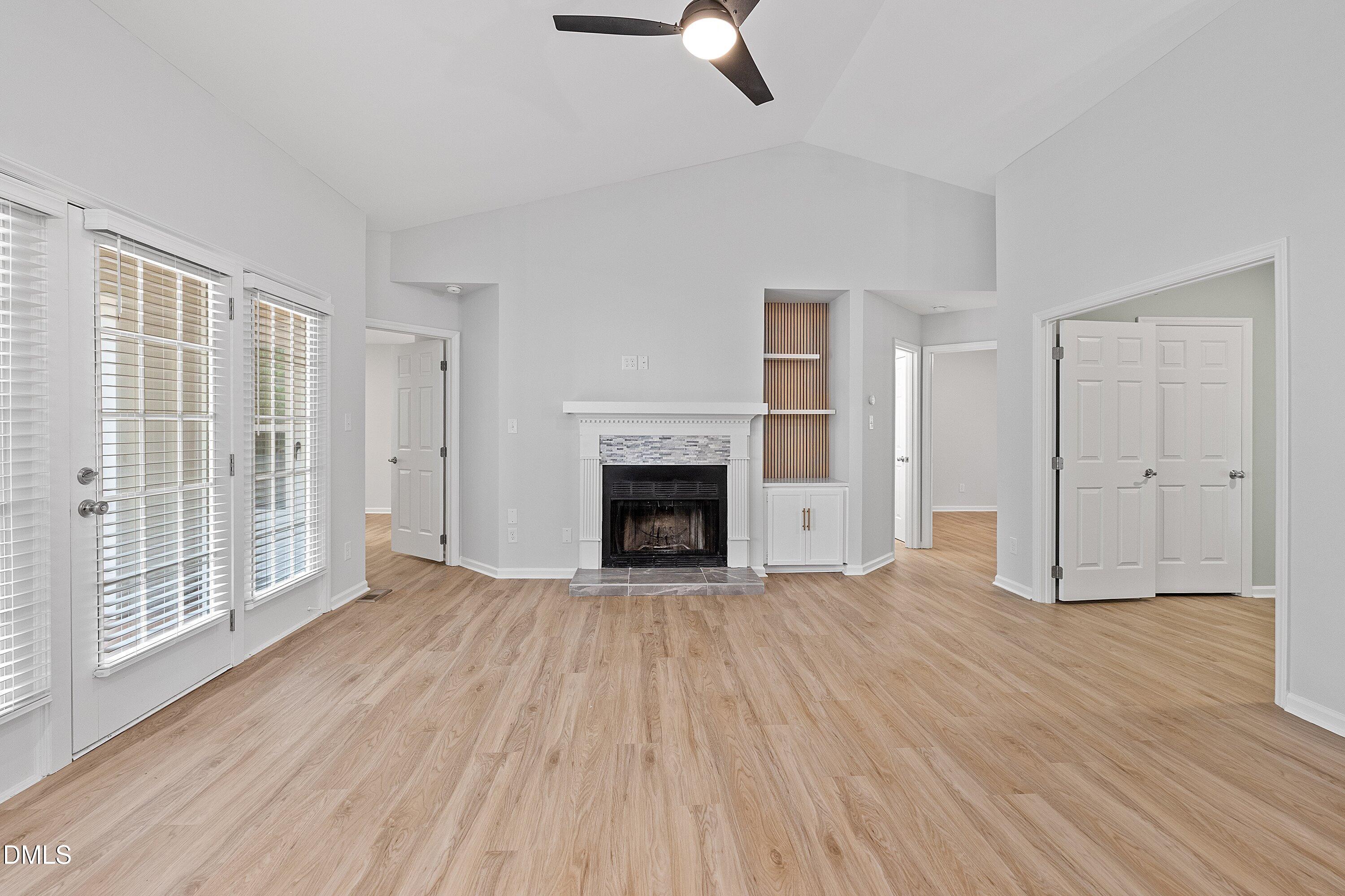1201 Deptford Court Property Photo 10