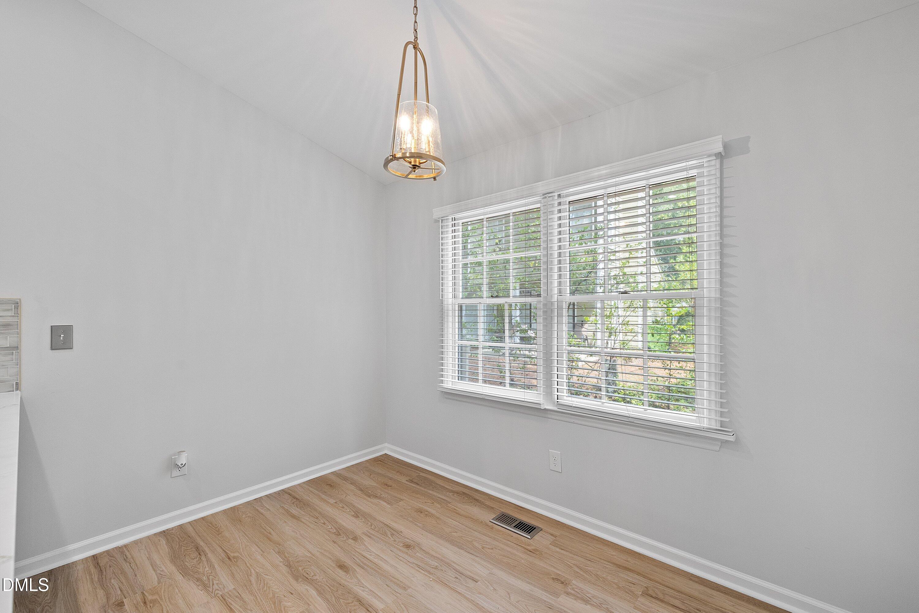 1201 Deptford Court Property Photo 23