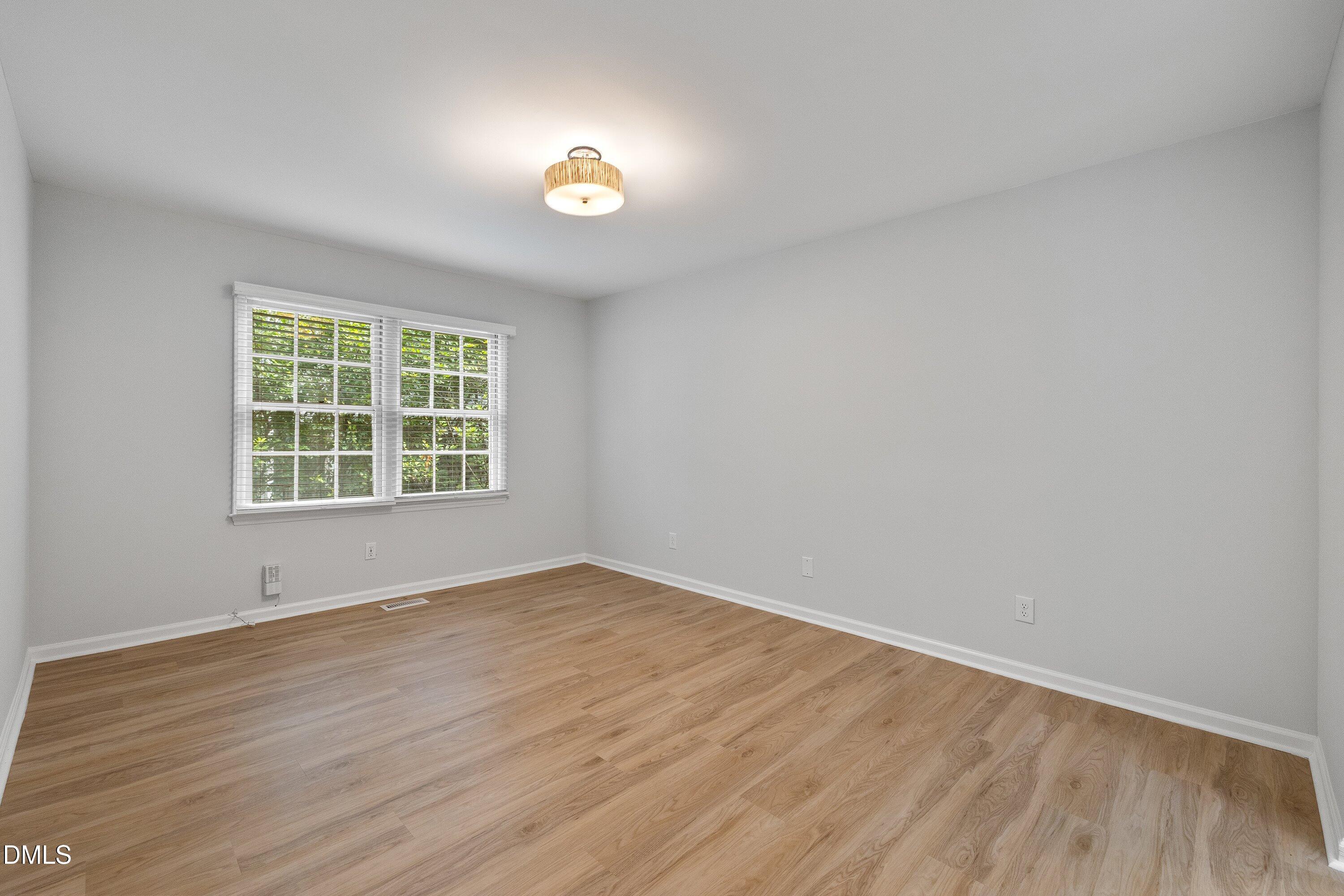 1201 Deptford Court Property Photo 28