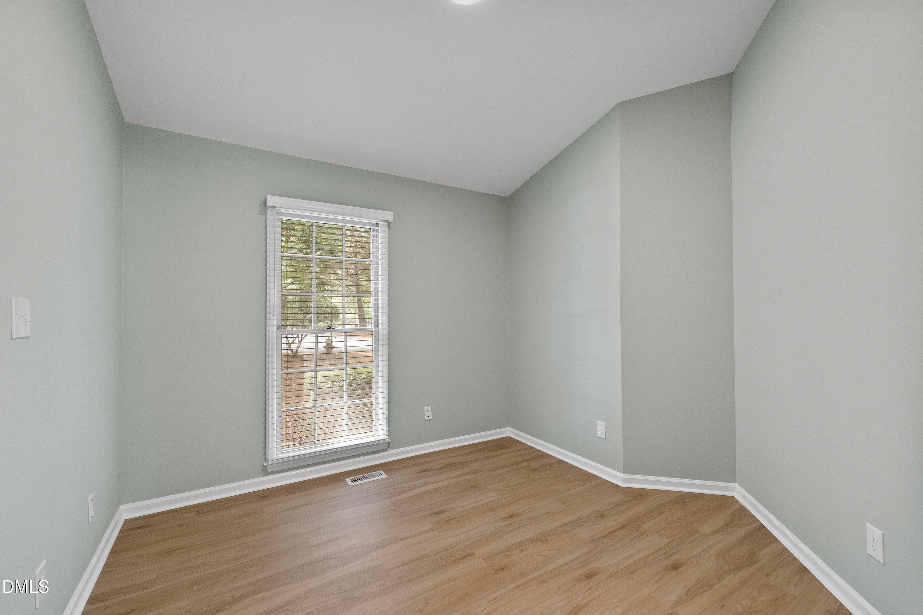 1201 Deptford Court Property Photo 33