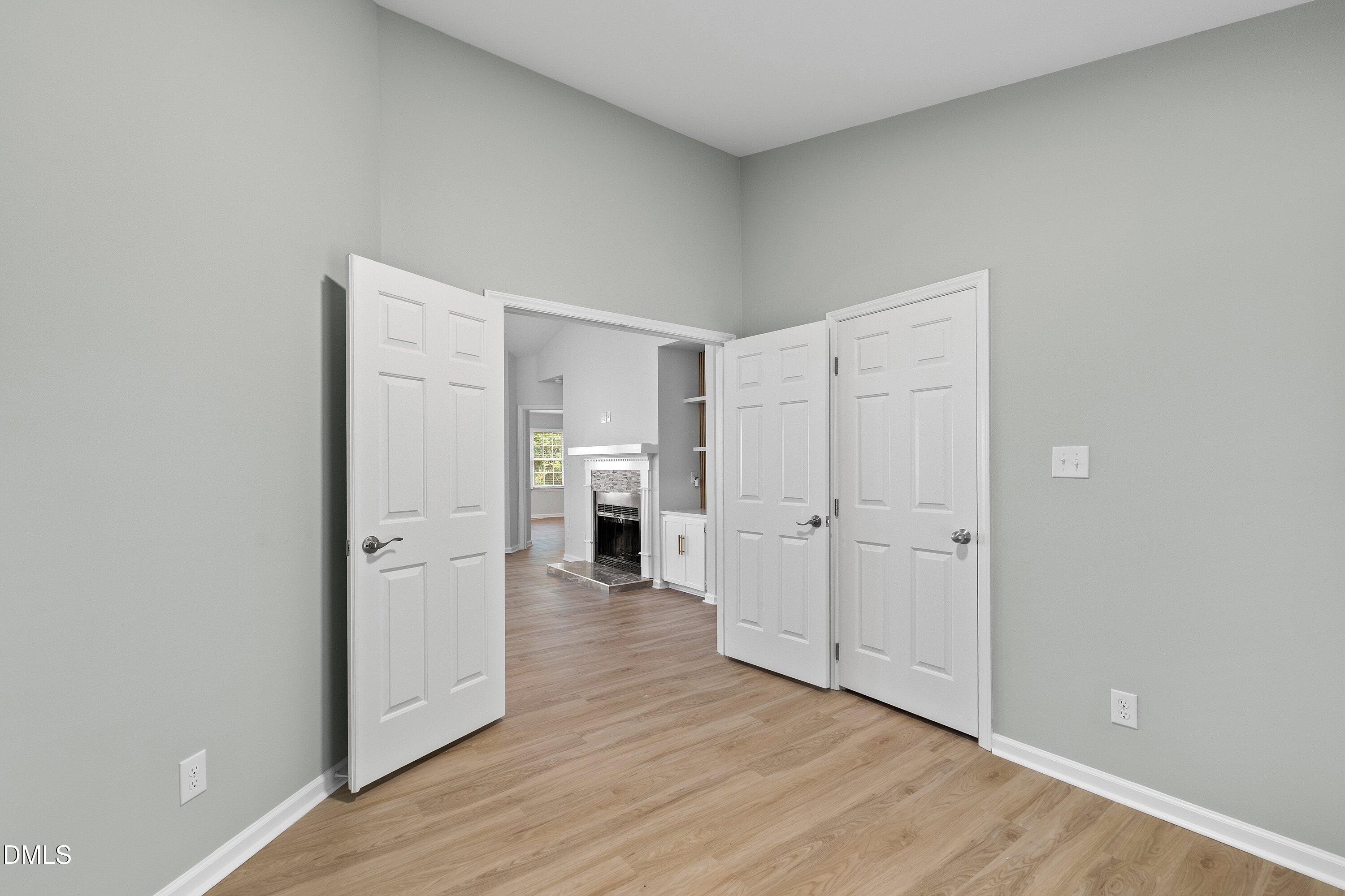 1201 Deptford Court Property Photo 34