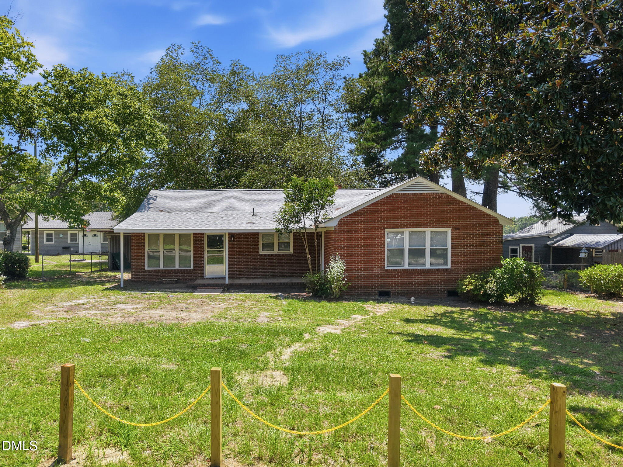 1305 Erwin Road Property Photo 2