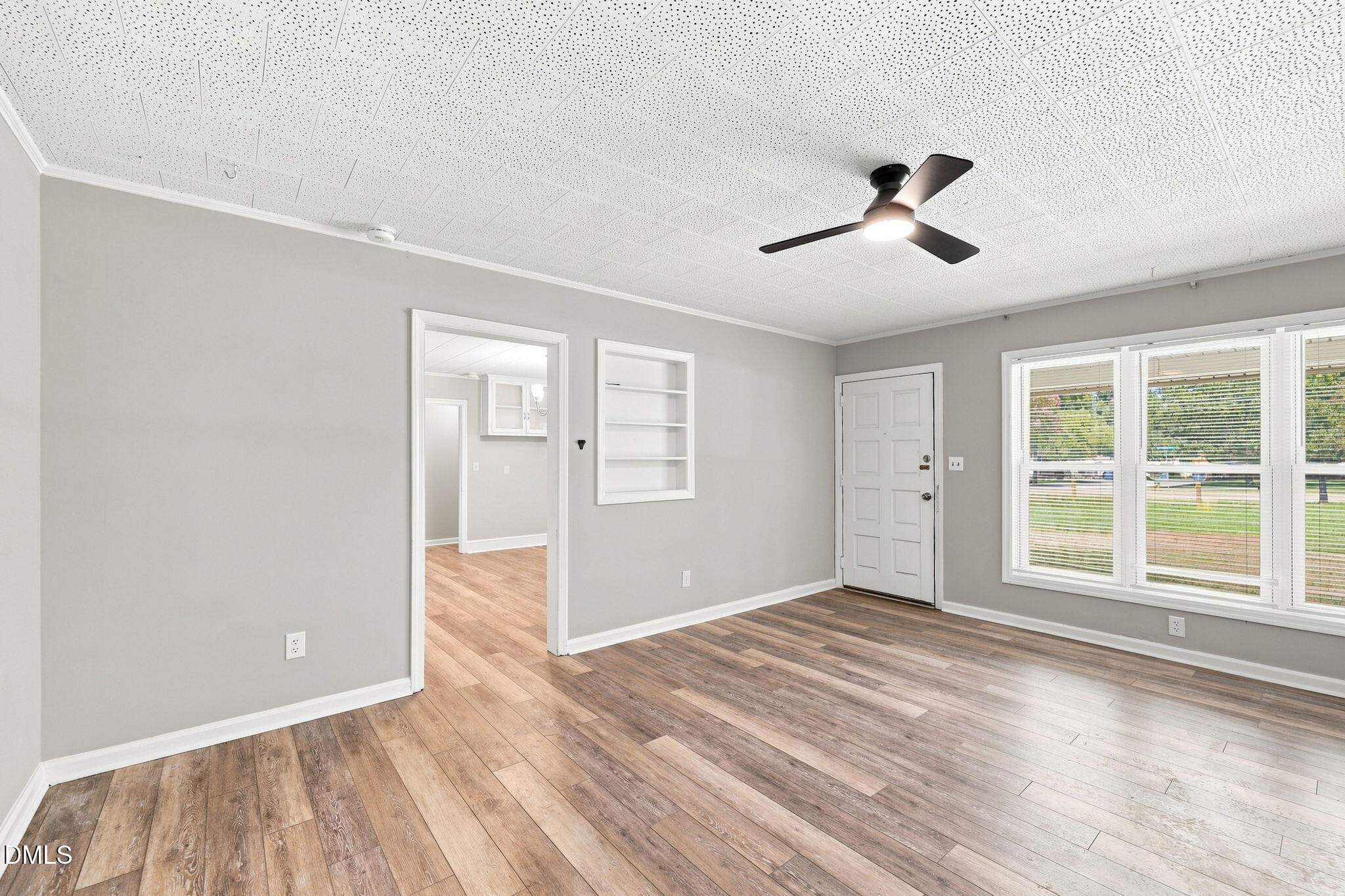 1305 Erwin Road Property Photo 4