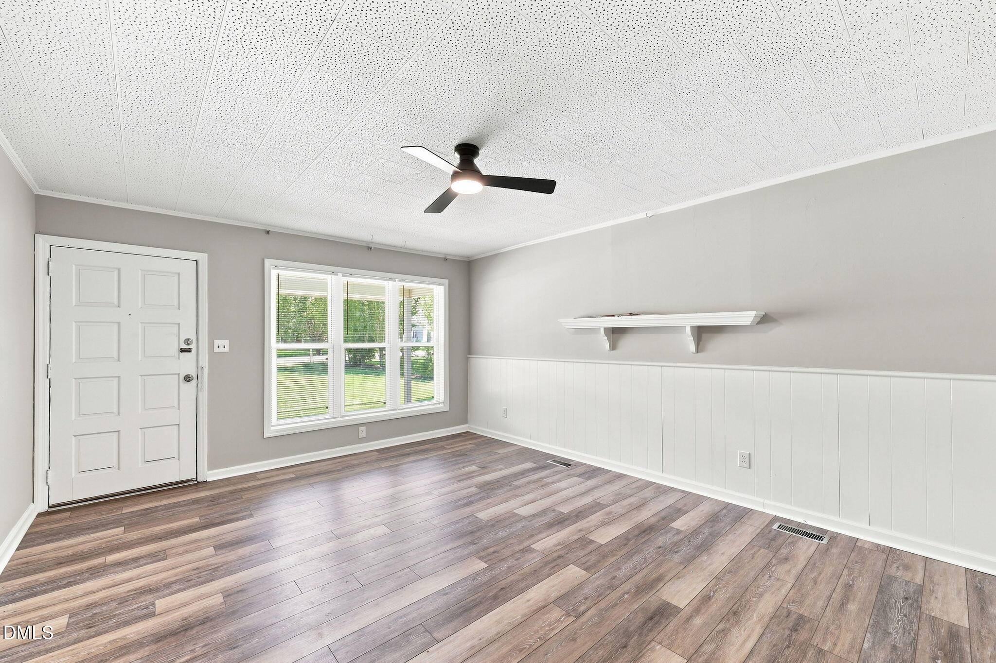 1305 Erwin Road Property Photo 5