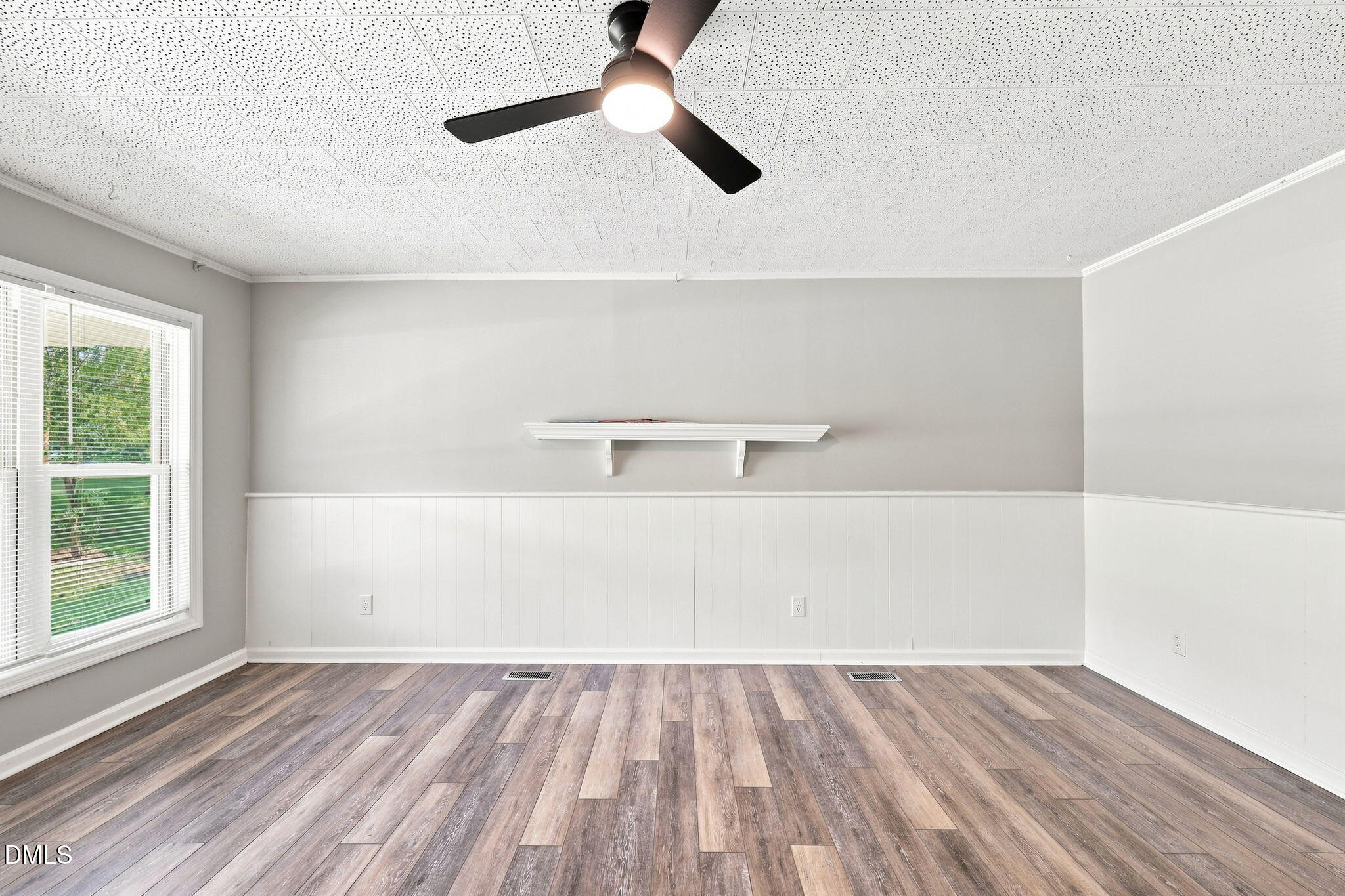 1305 Erwin Road Property Photo 6