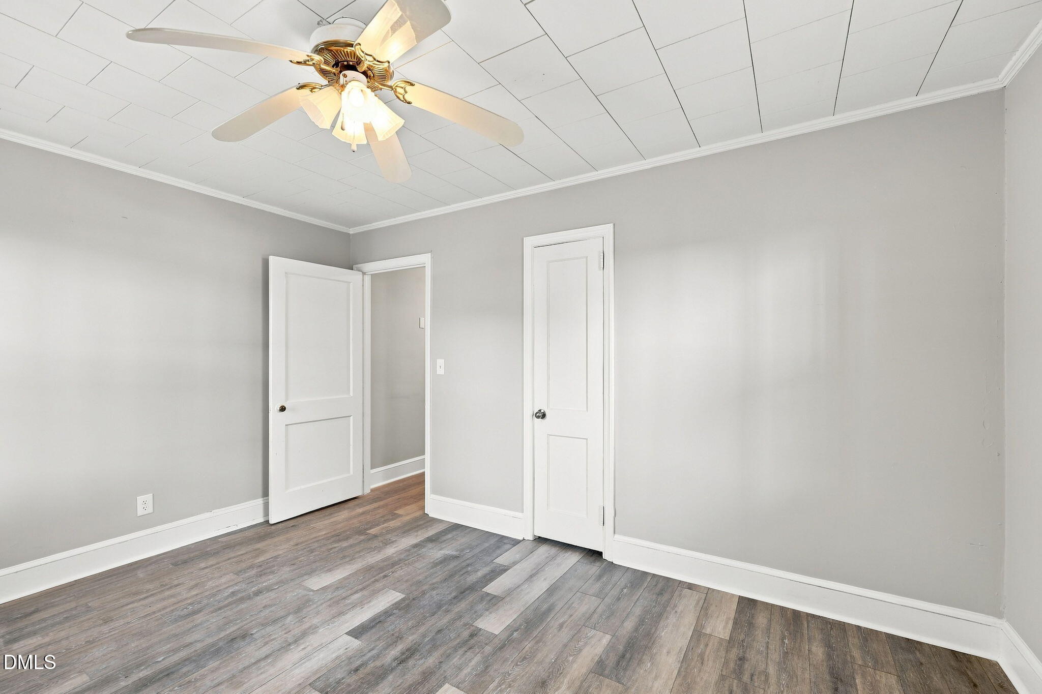 1305 Erwin Road Property Photo 16