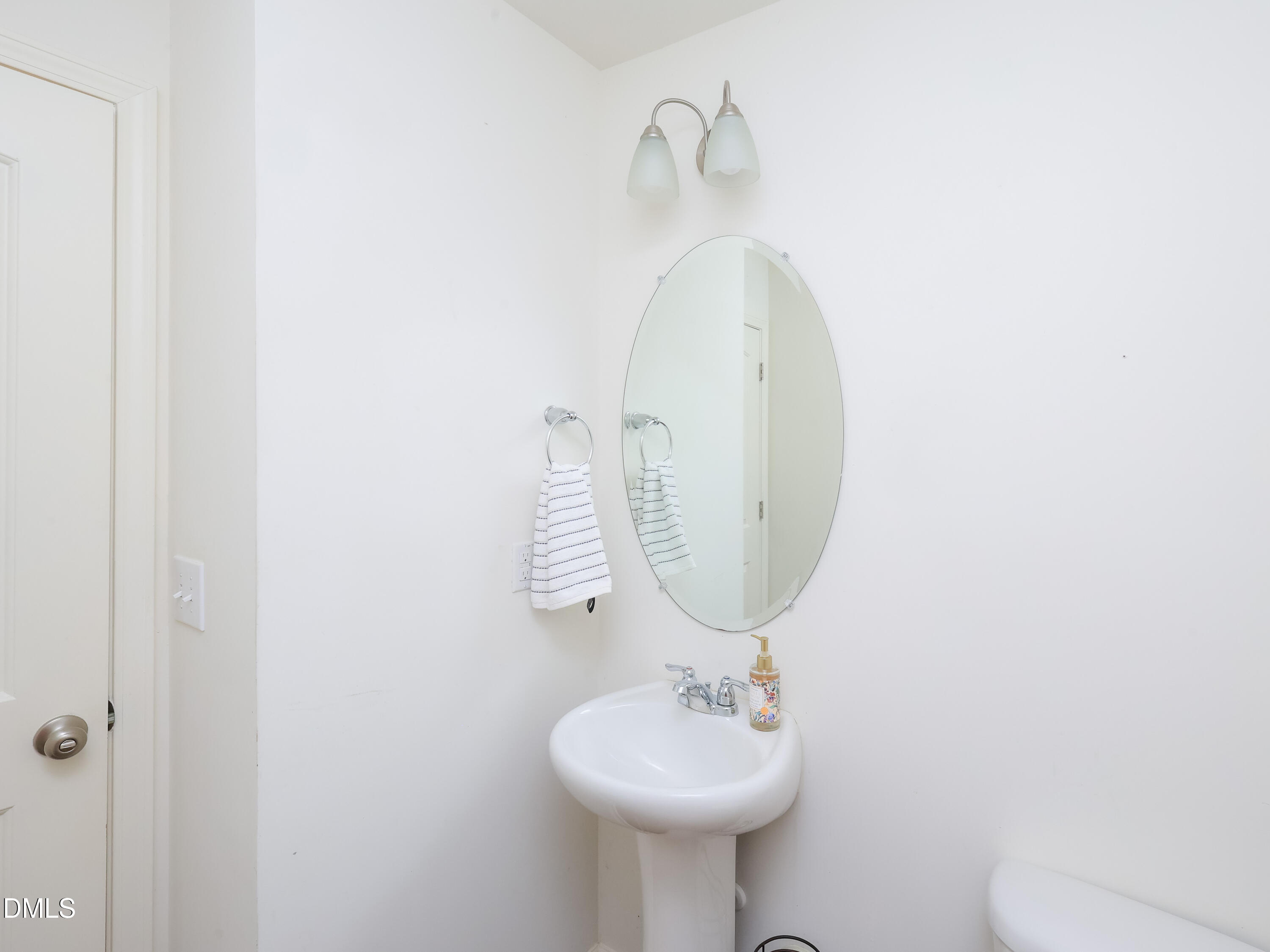504 Hobkirks Place Property Photo 19