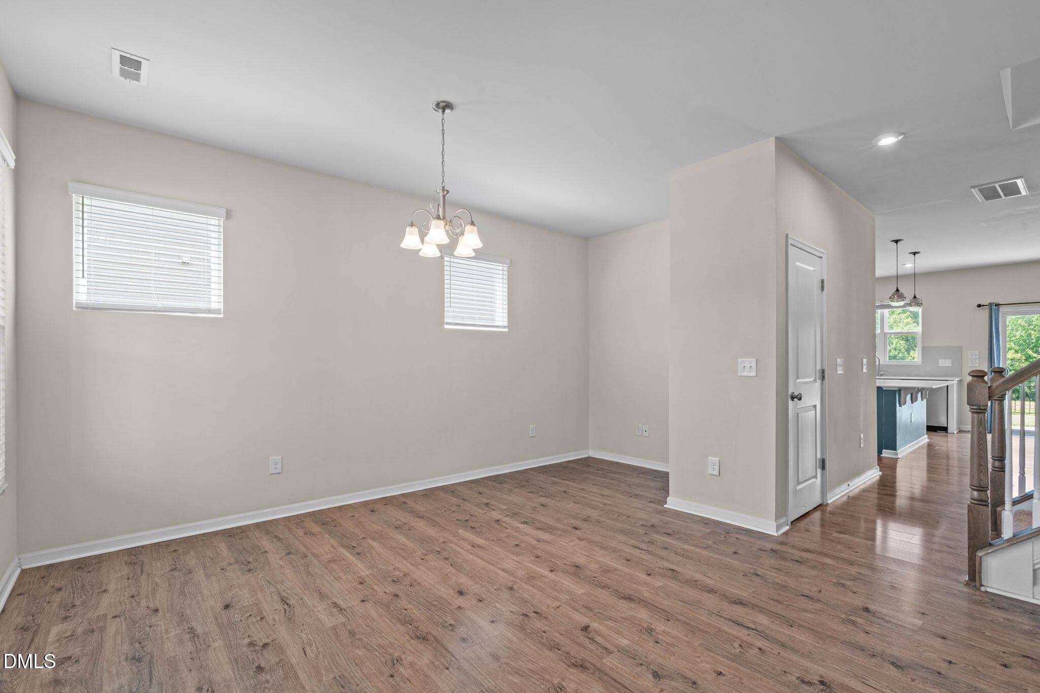 320 W Copenhaver Drive Property Photo 5