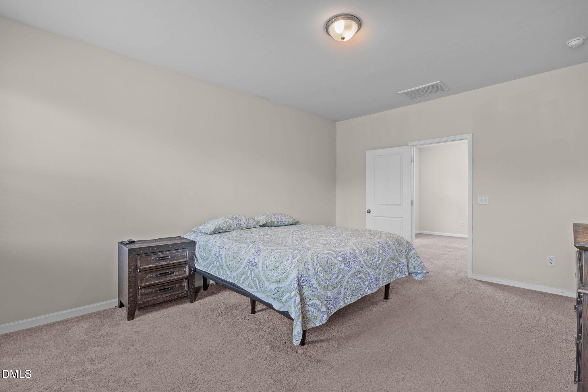 320 W Copenhaver Drive Property Photo 23