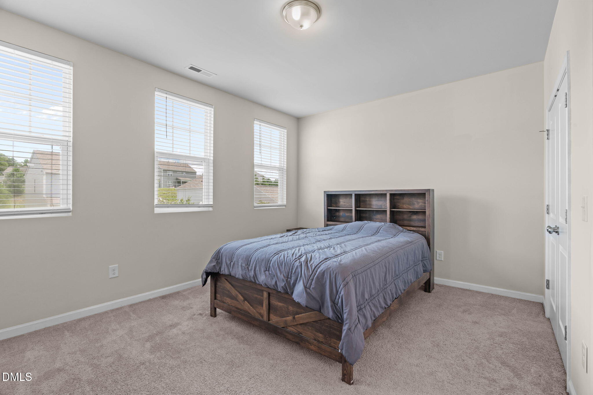 320 W Copenhaver Drive Property Photo 31