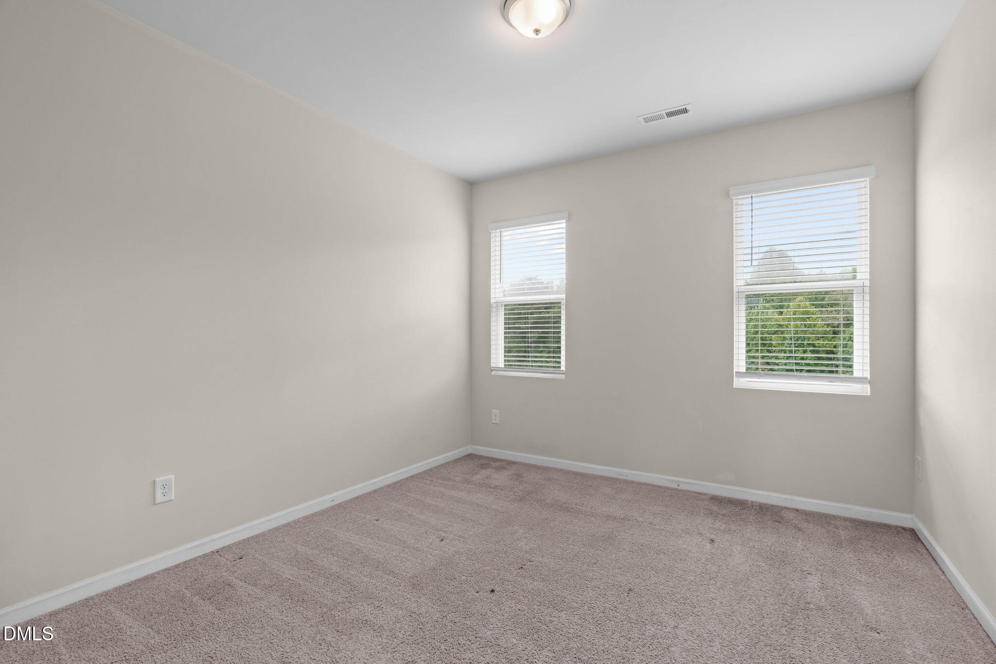 320 W Copenhaver Drive Property Photo 34