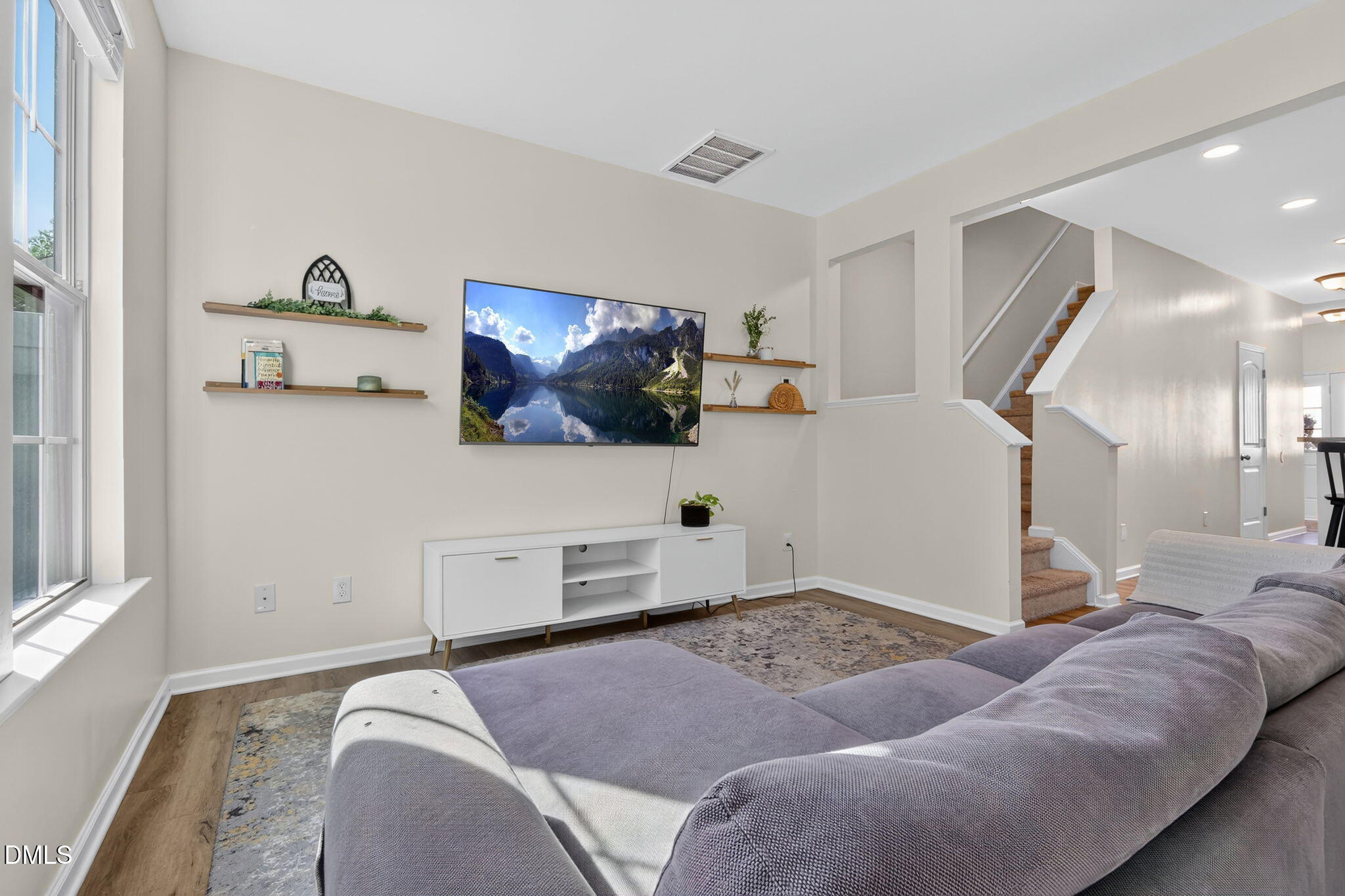 16 N Hedgewick Drive Property Photo 11