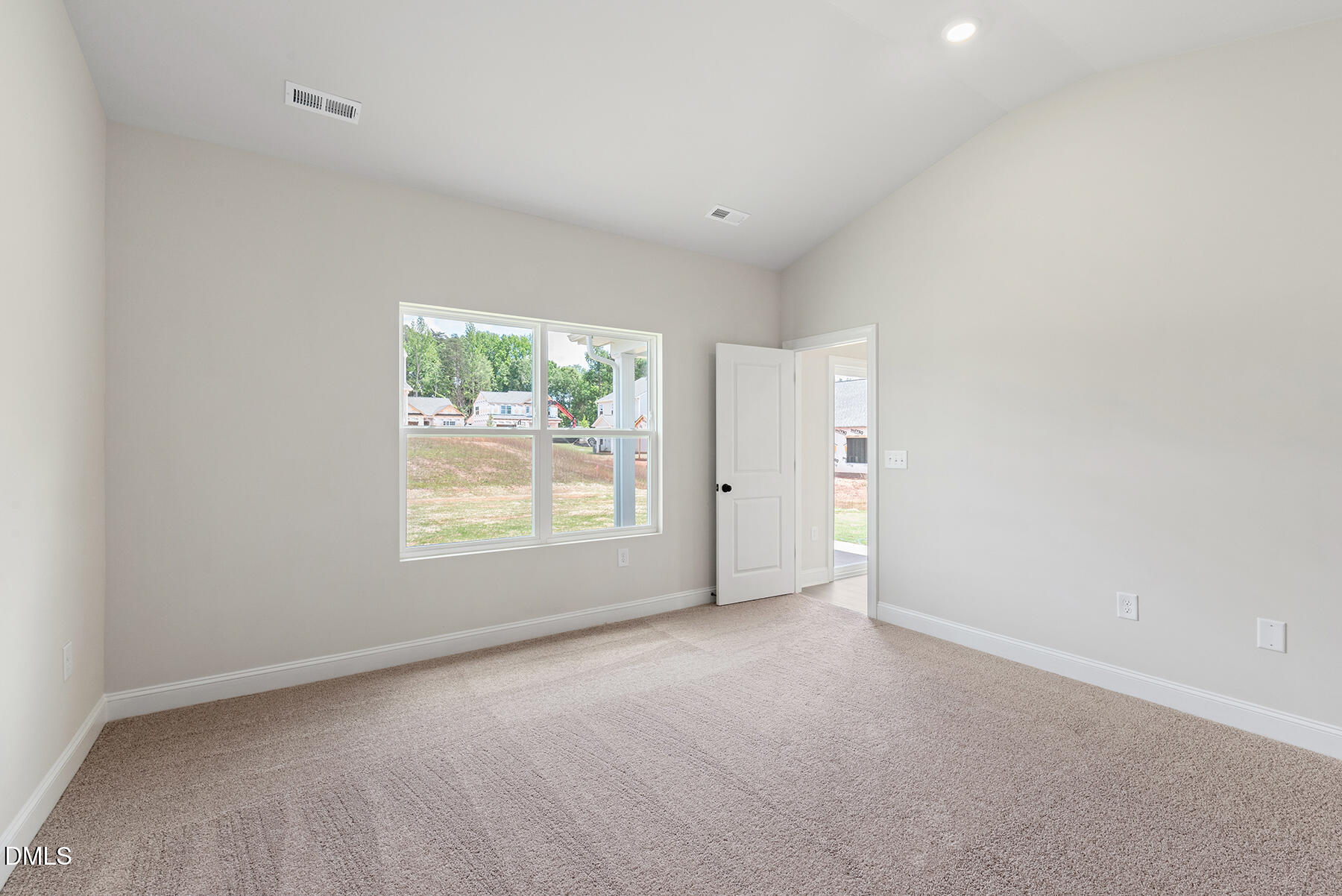 533 Chedworth Drive Property Photo 15