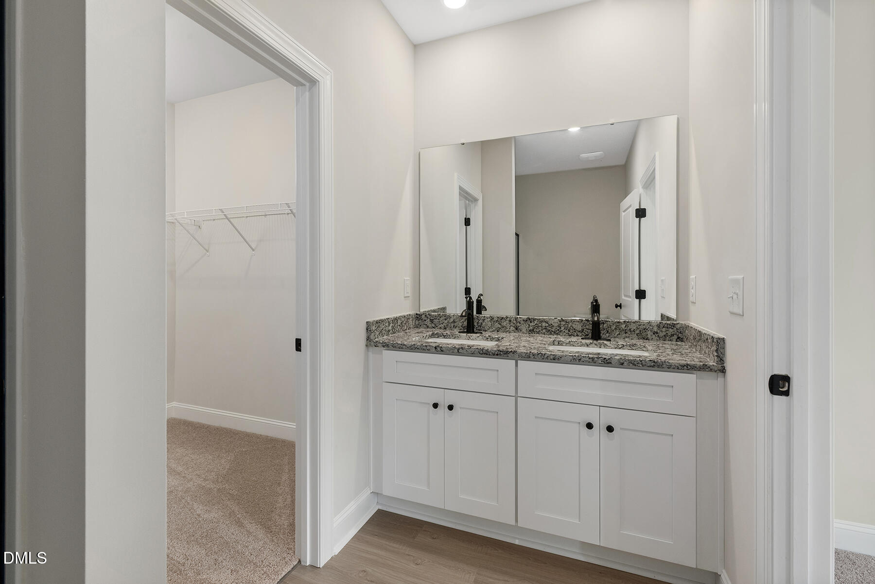 533 Chedworth Drive Property Photo 16